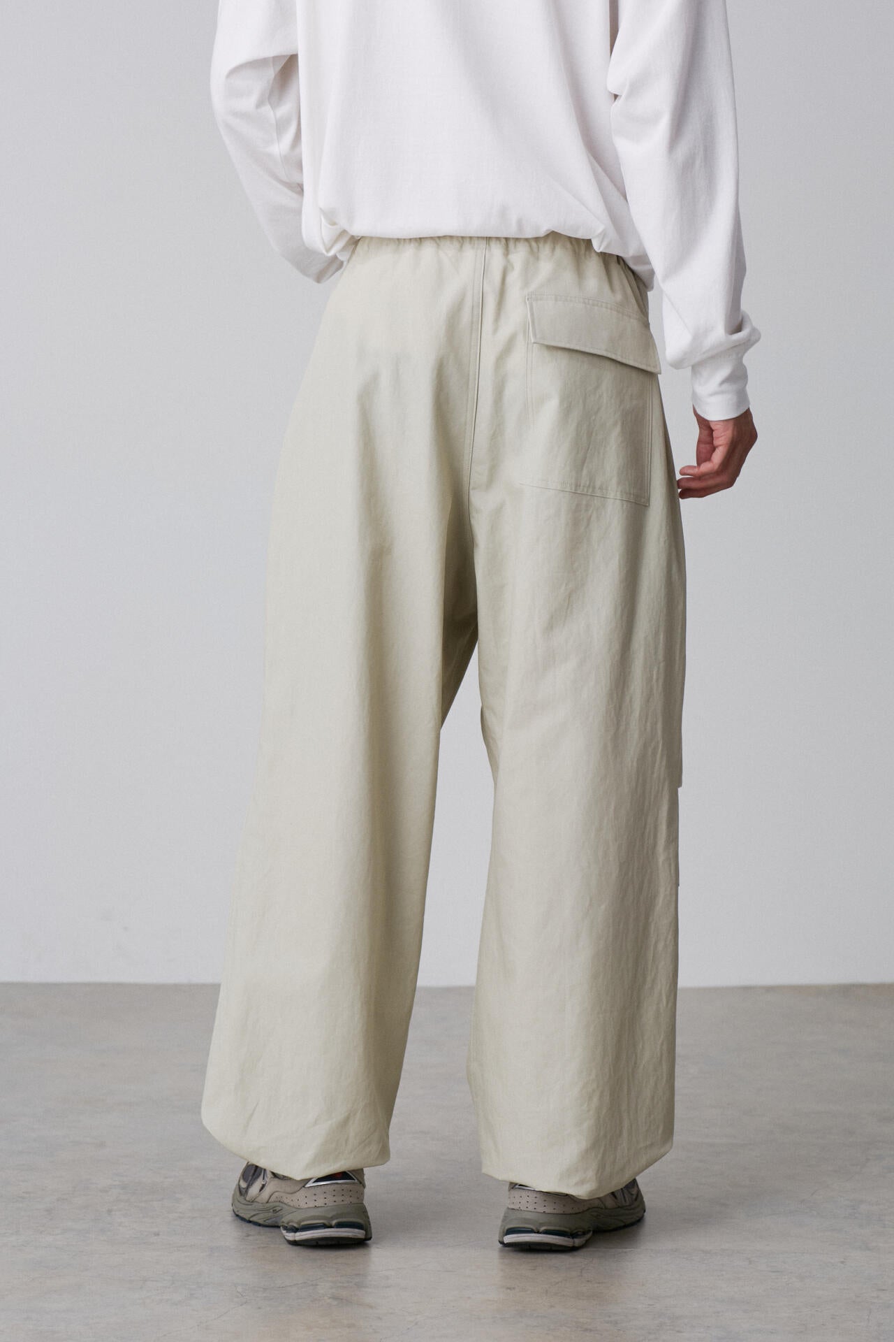 YLEVE / HIGHDENSITY COTTON BROAD M-51 TROUSERS