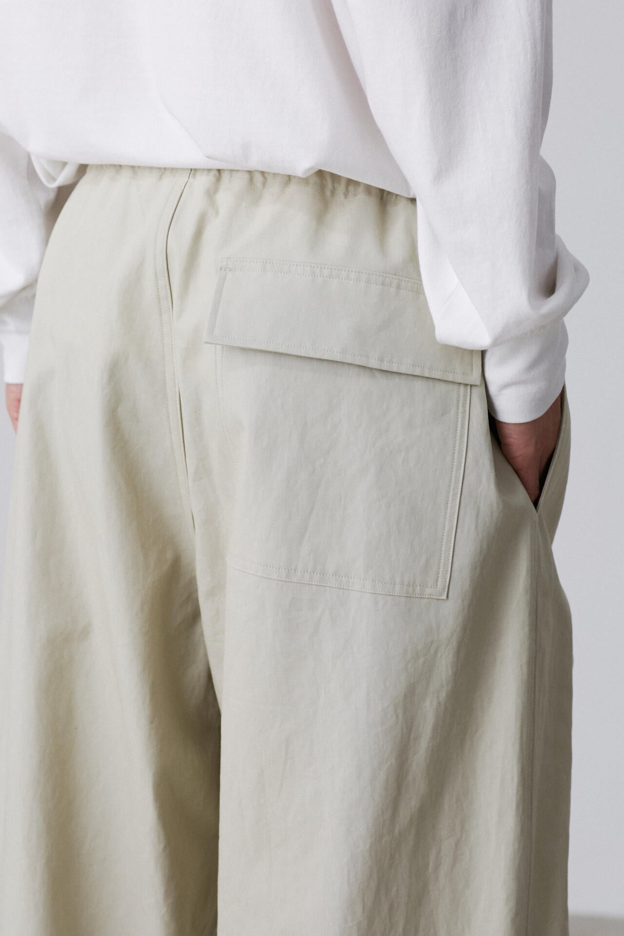 YLEVE / HIGHDENSITY COTTON BROAD M-51 TROUSERS