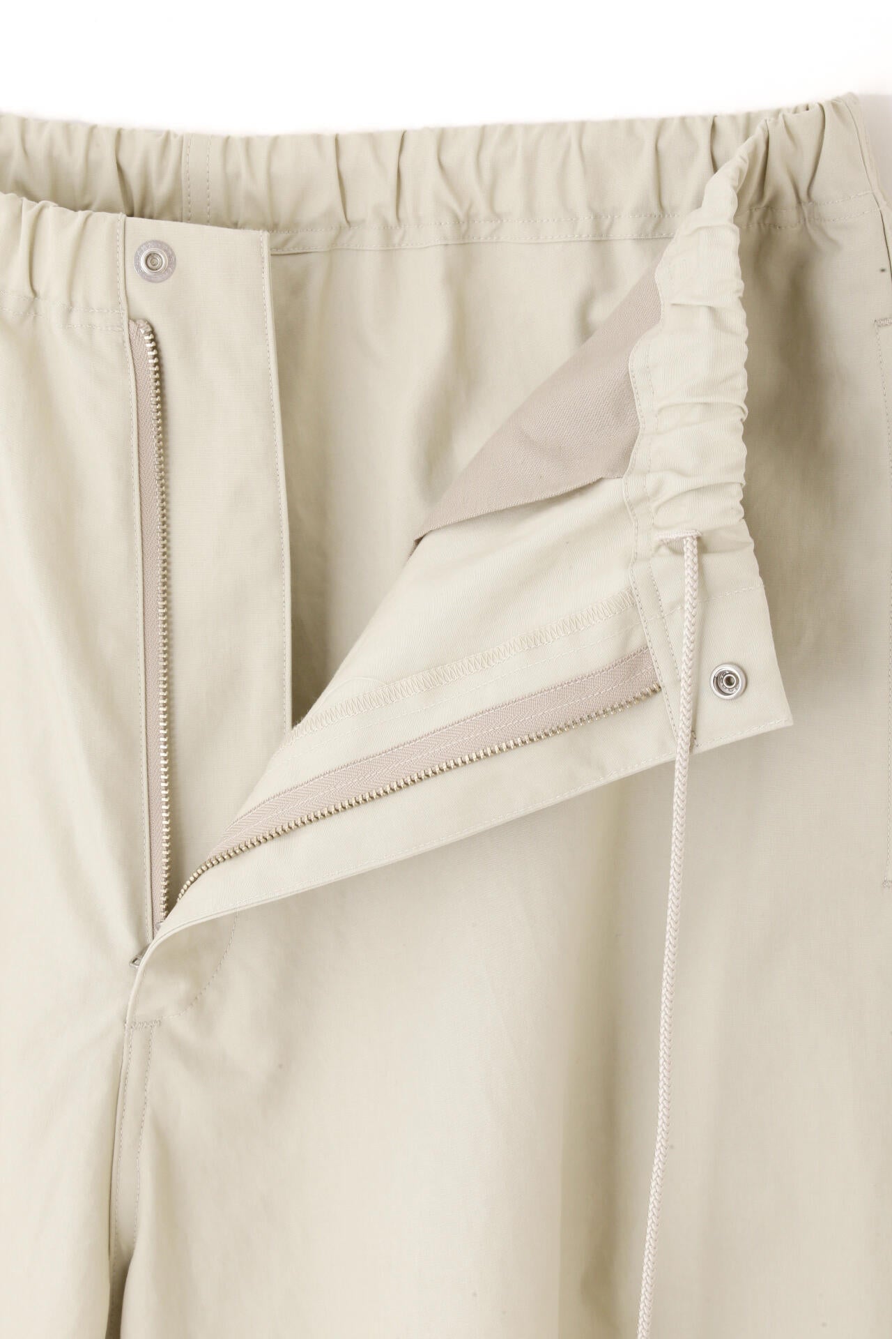 YLEVE / HIGHDENSITY COTTON BROAD M-51 TROUSERS