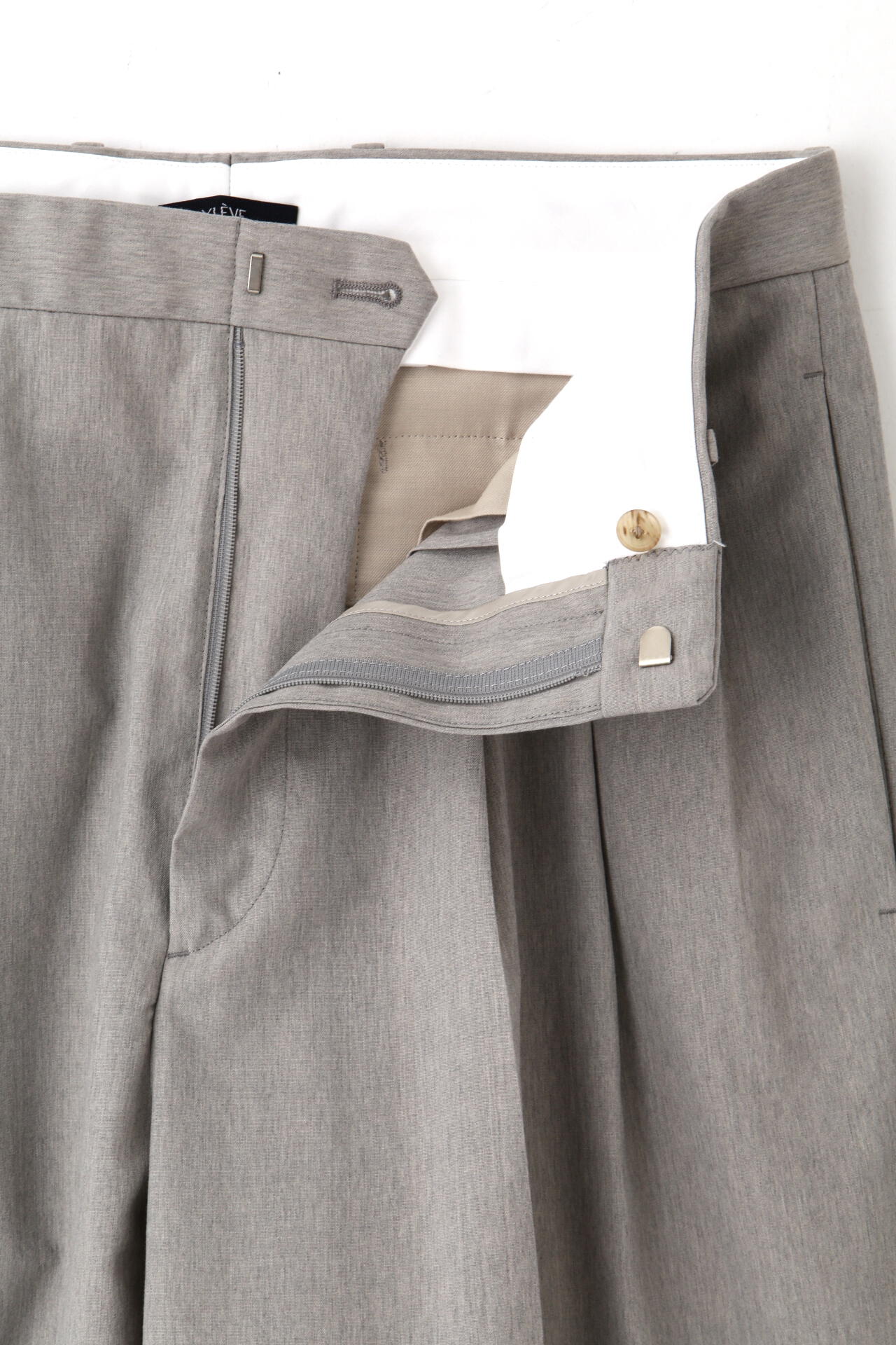 YLEVE / WOOL CHAMBRAY TROUSERS