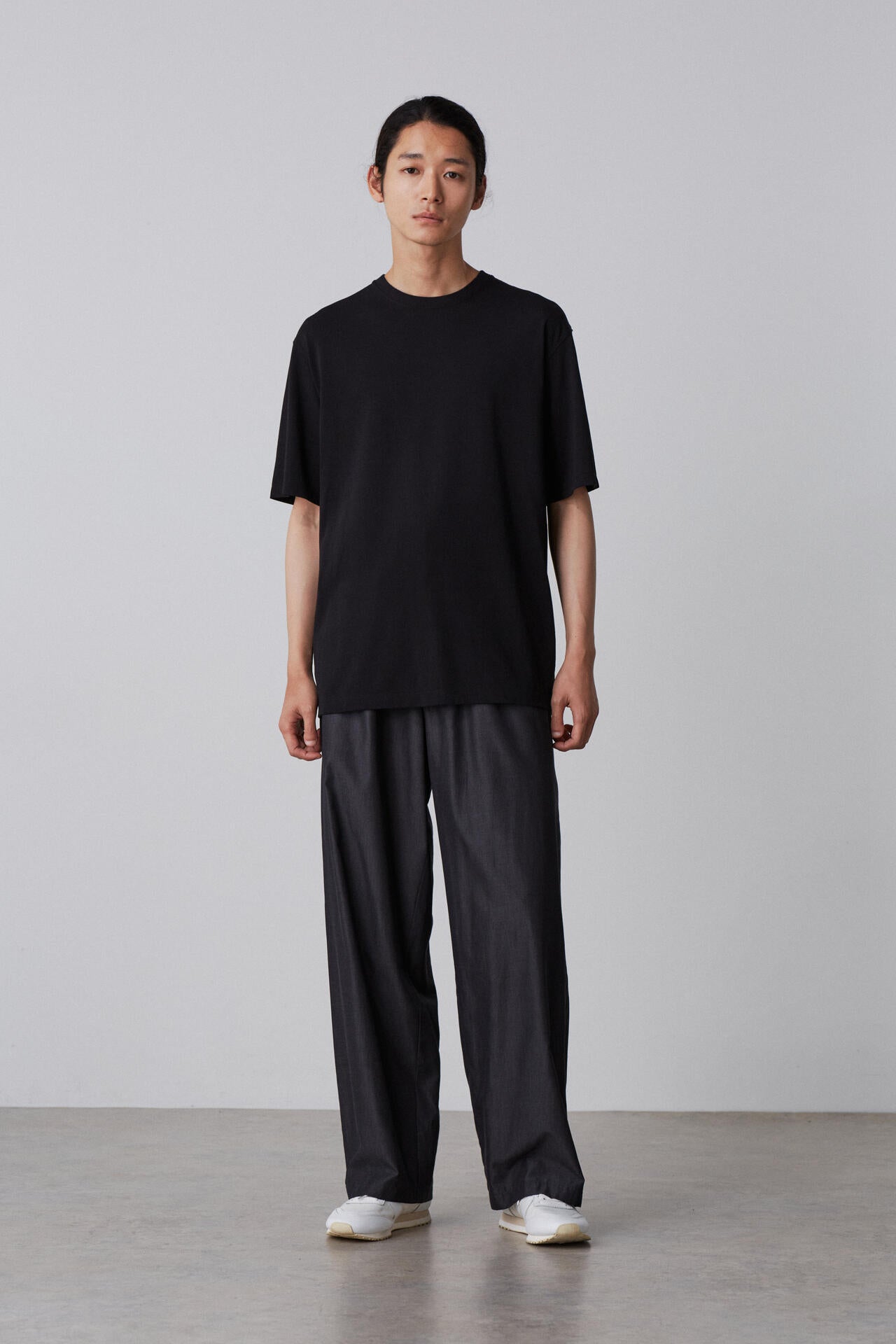 YLEVE / SILK CHAMBRAY TROUSERS