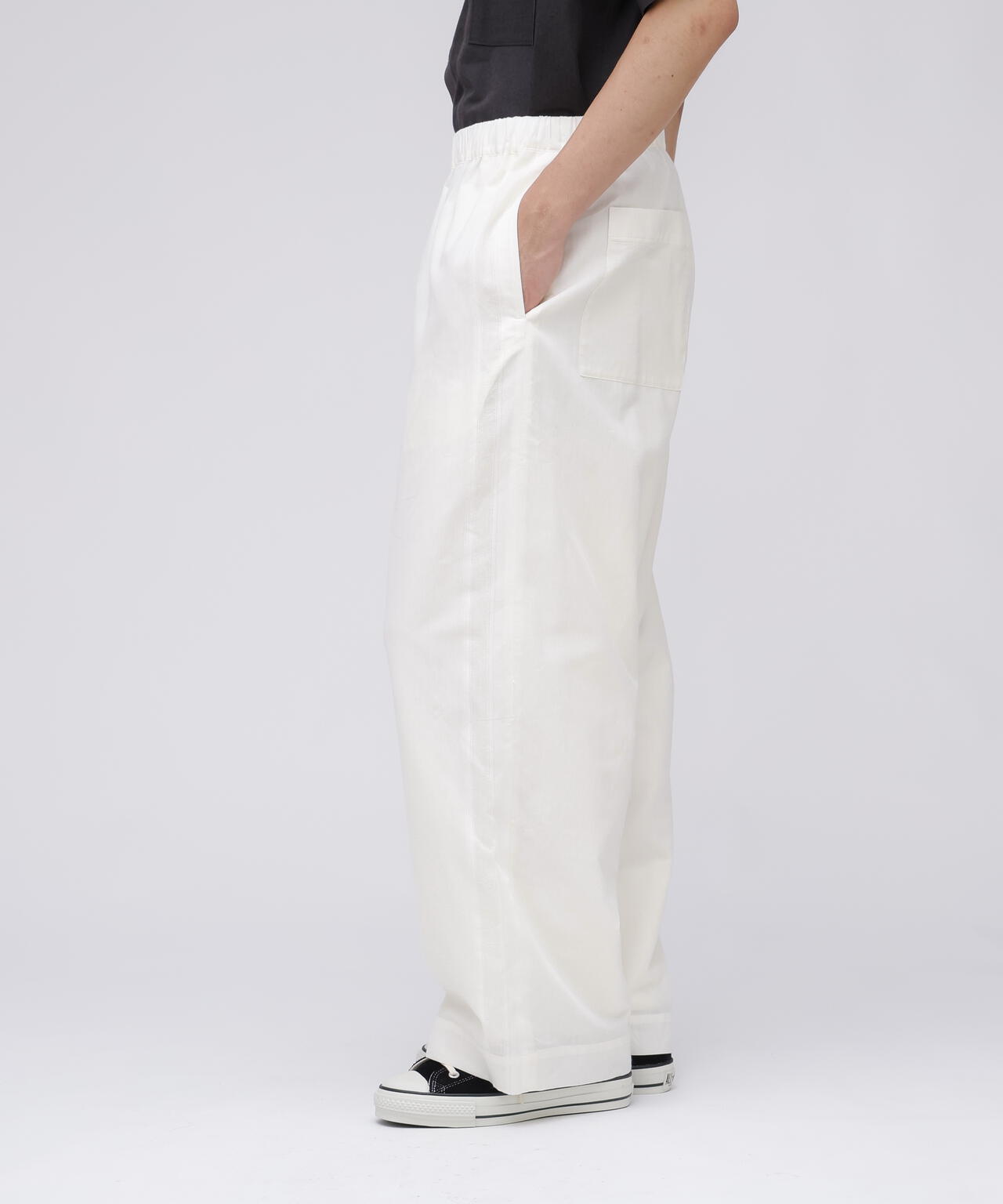 YLEVE / DOBBY STRIPE CHAMBRAY EASY TROUSERS
