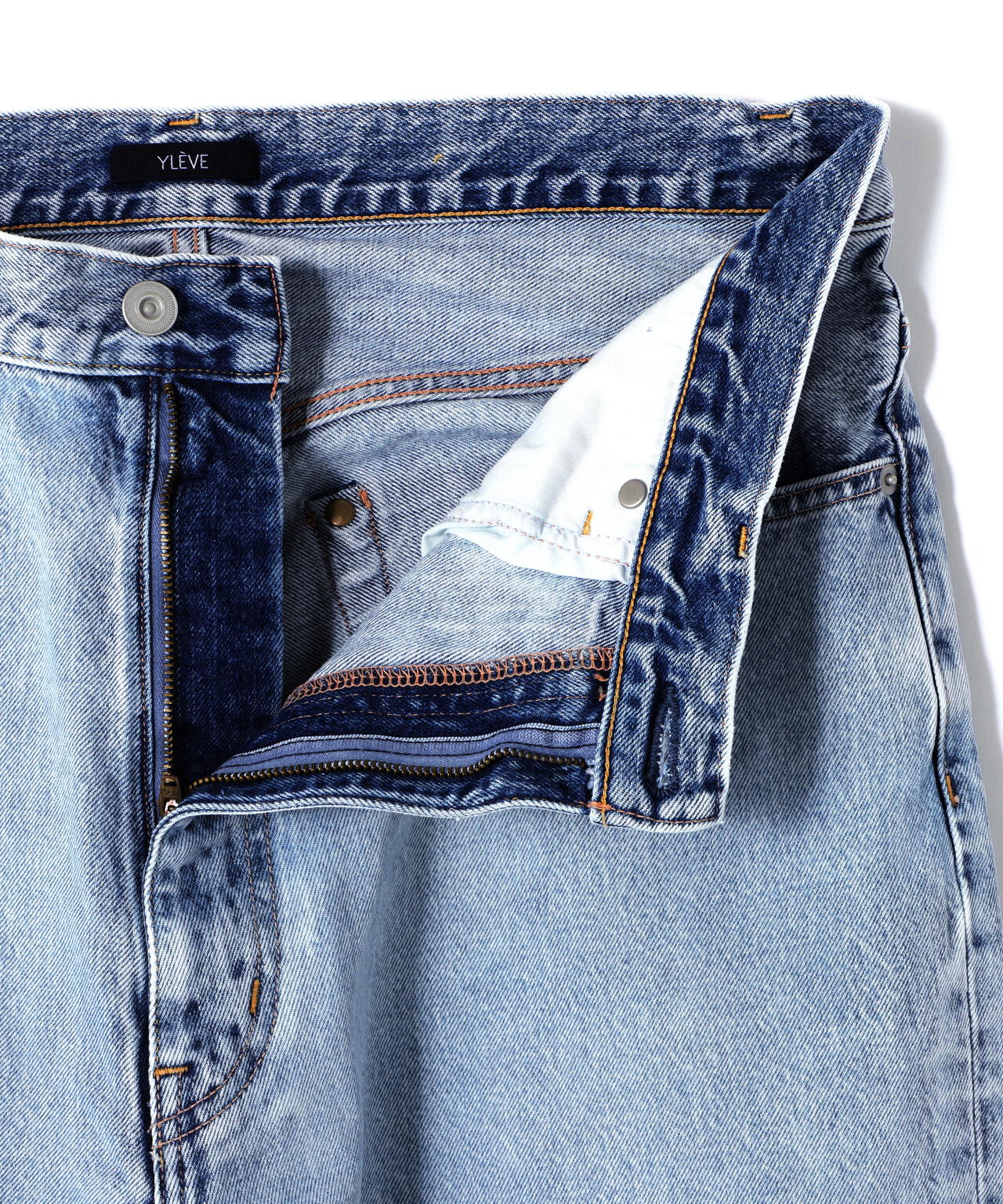 c83a0888-2101-53a9-b23f-628727e8ee90_Image