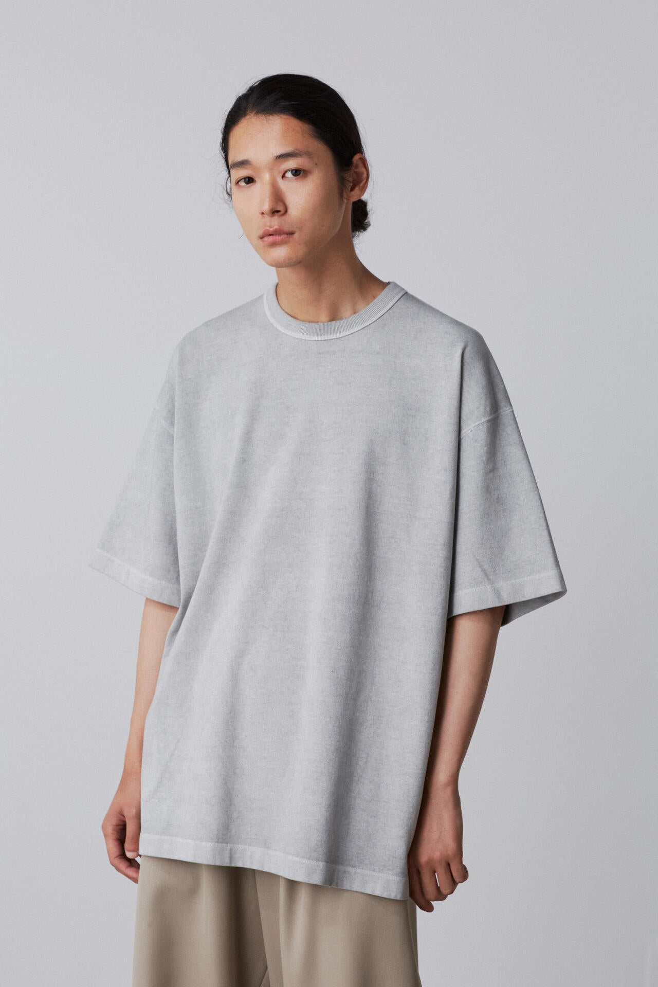 YLEVE / OPEN END COTTON PIGMENT DYE T‐SHIRT