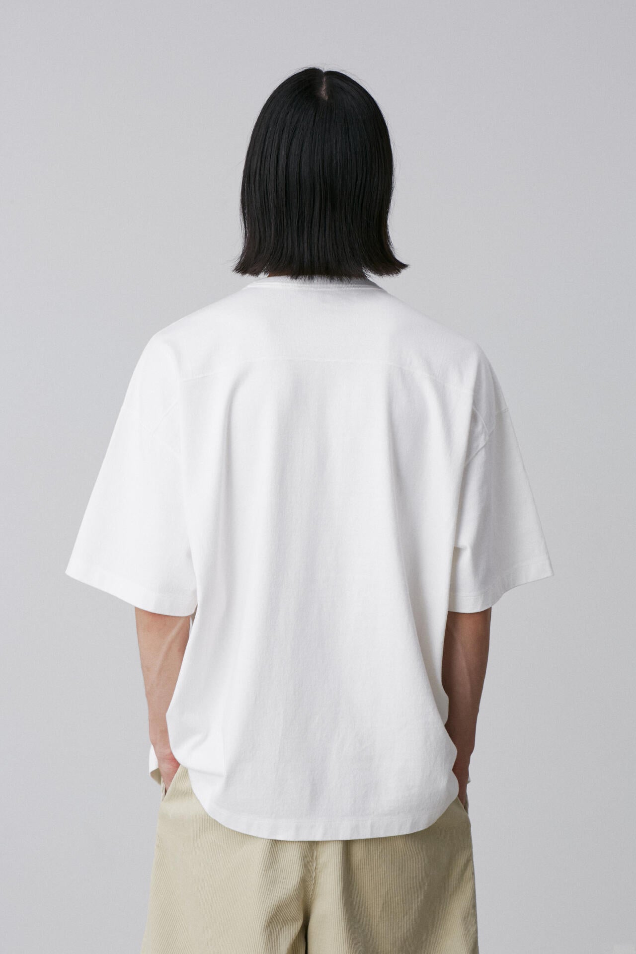 YLEVE / OPEN END COTTON PIGMENT DYE T‐SHIRT