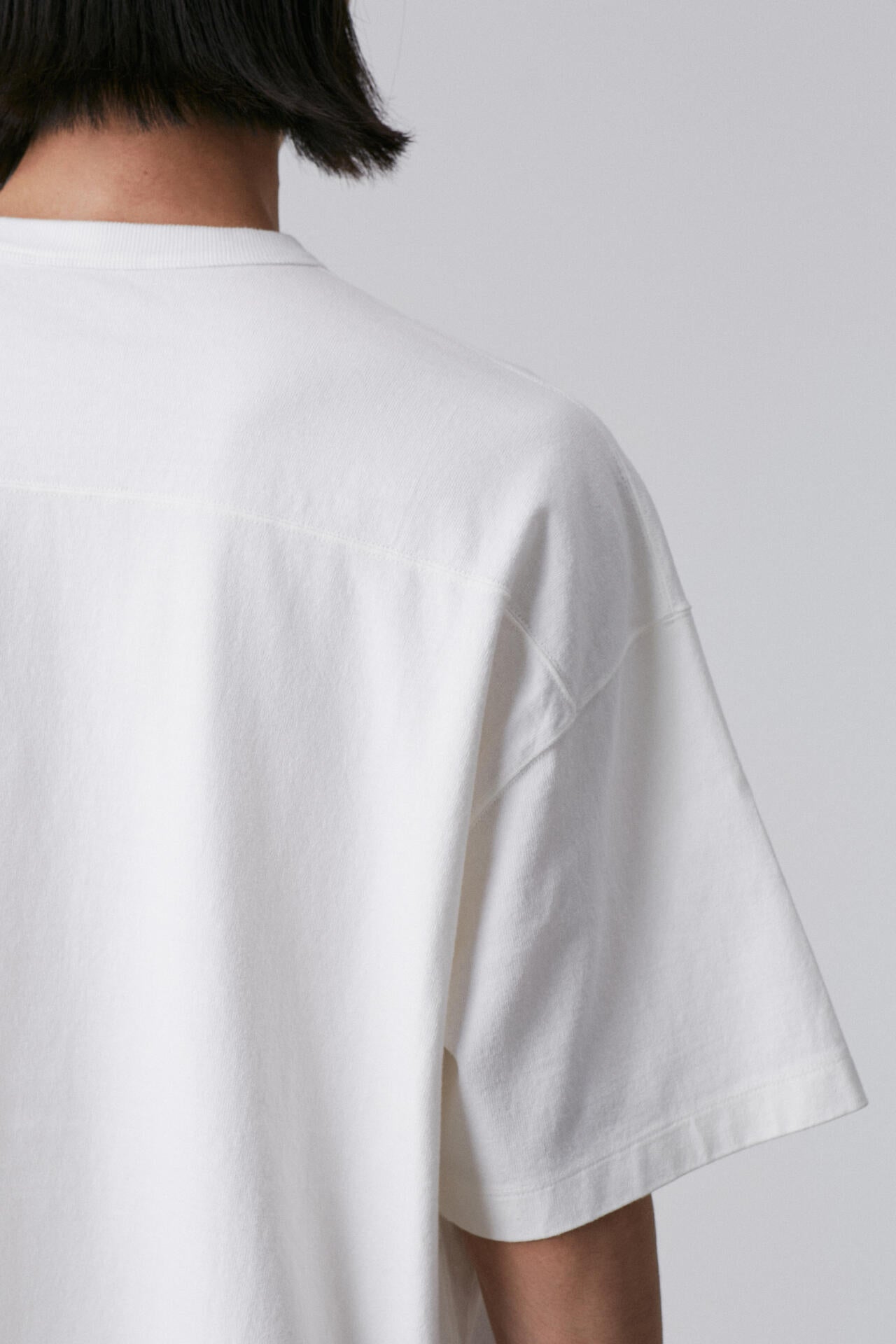 YLEVE / OPEN END COTTON PIGMENT DYE T‐SHIRT