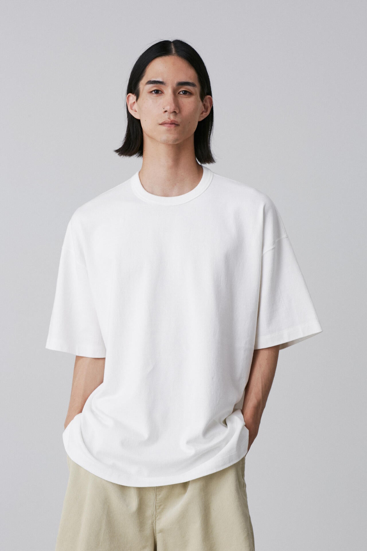 YLEVE / OPEN END COTTON PIGMENT DYE T‐SHIRT