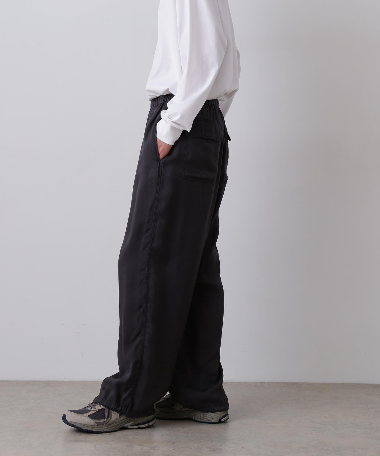 YLEVE / CUPRA TWILL GARMANT DYE EASY CARGO TROUSERS