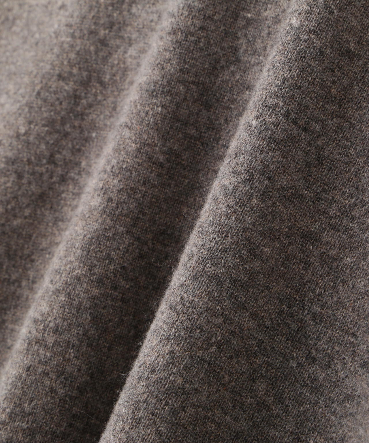 YLÈVE / CASHMERE KNIT T‐SHIRT