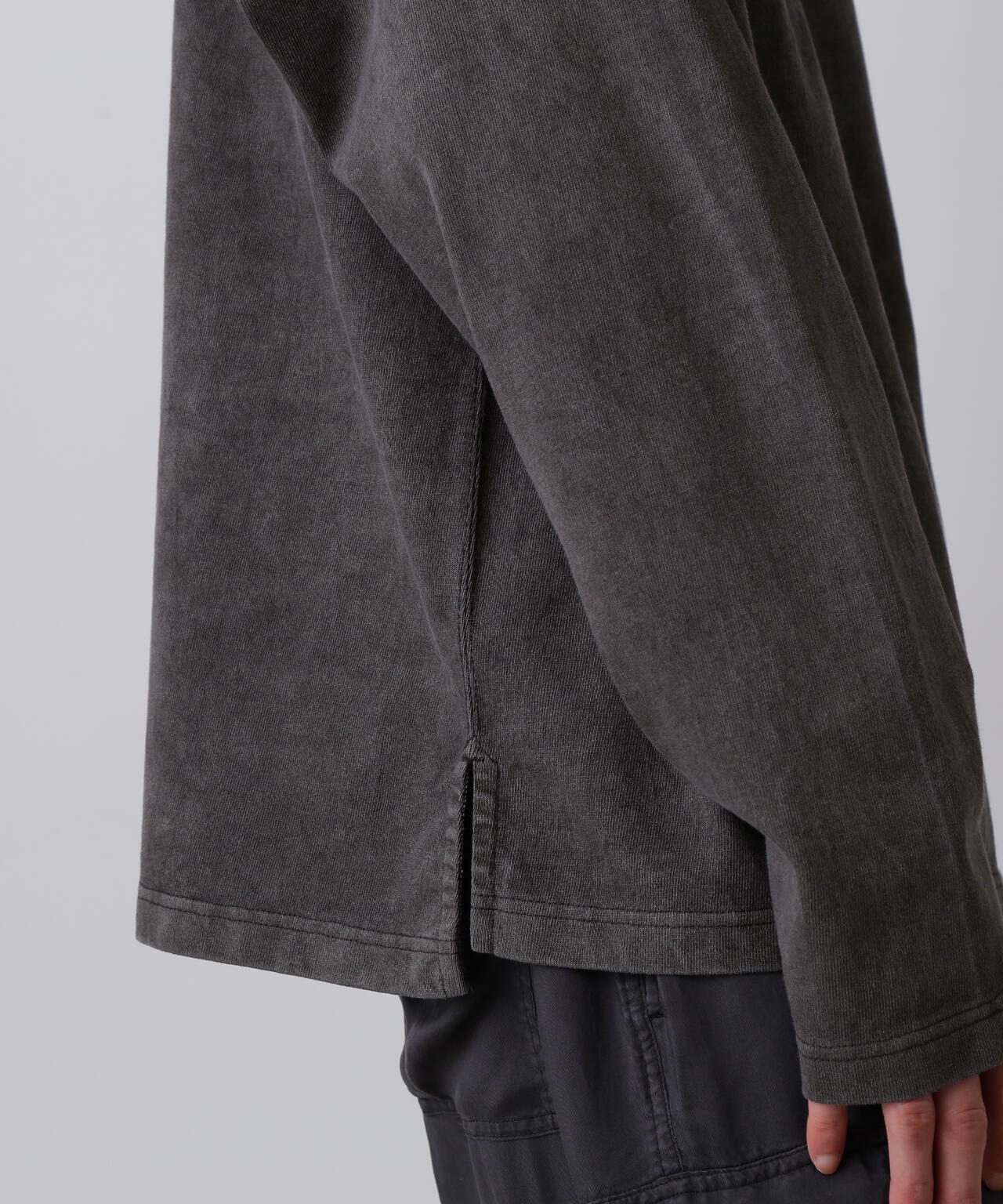 YLEVE / OPEN END COTTON PIGMENT DYE HENRY NECK PULL OVER