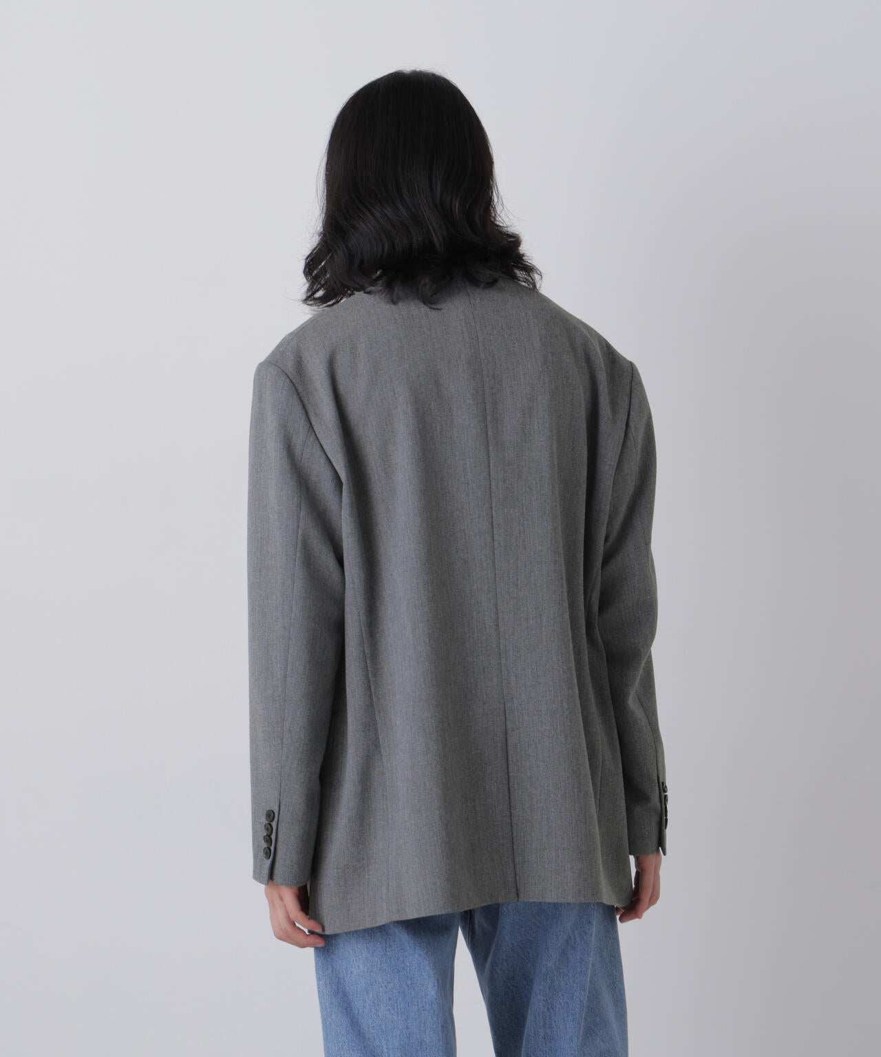 181cm C:84 W:70 H:91 着用サイズ:4