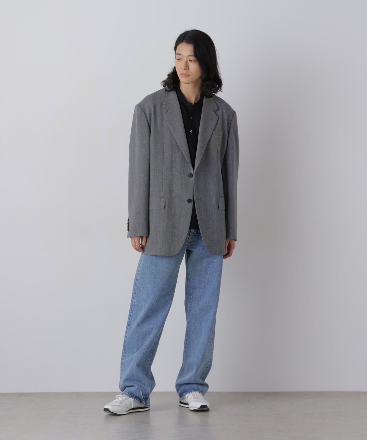 181cm C:84 W:70 H:91 着用サイズ:4