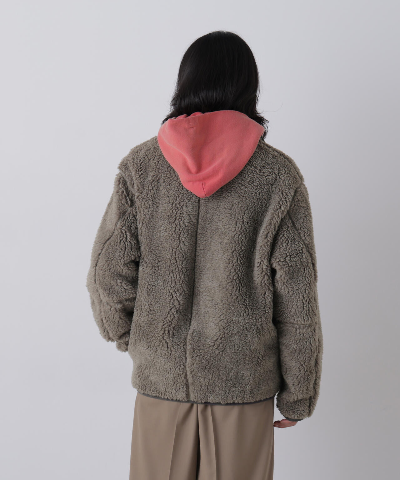 181cm C:84 W:70 H:91 着用サイズ:4