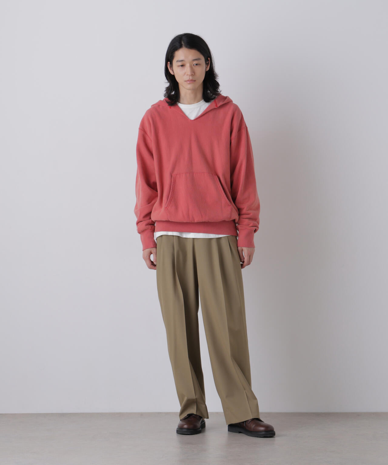 181cm C:84 W:70 H:91 着用サイズ:4
