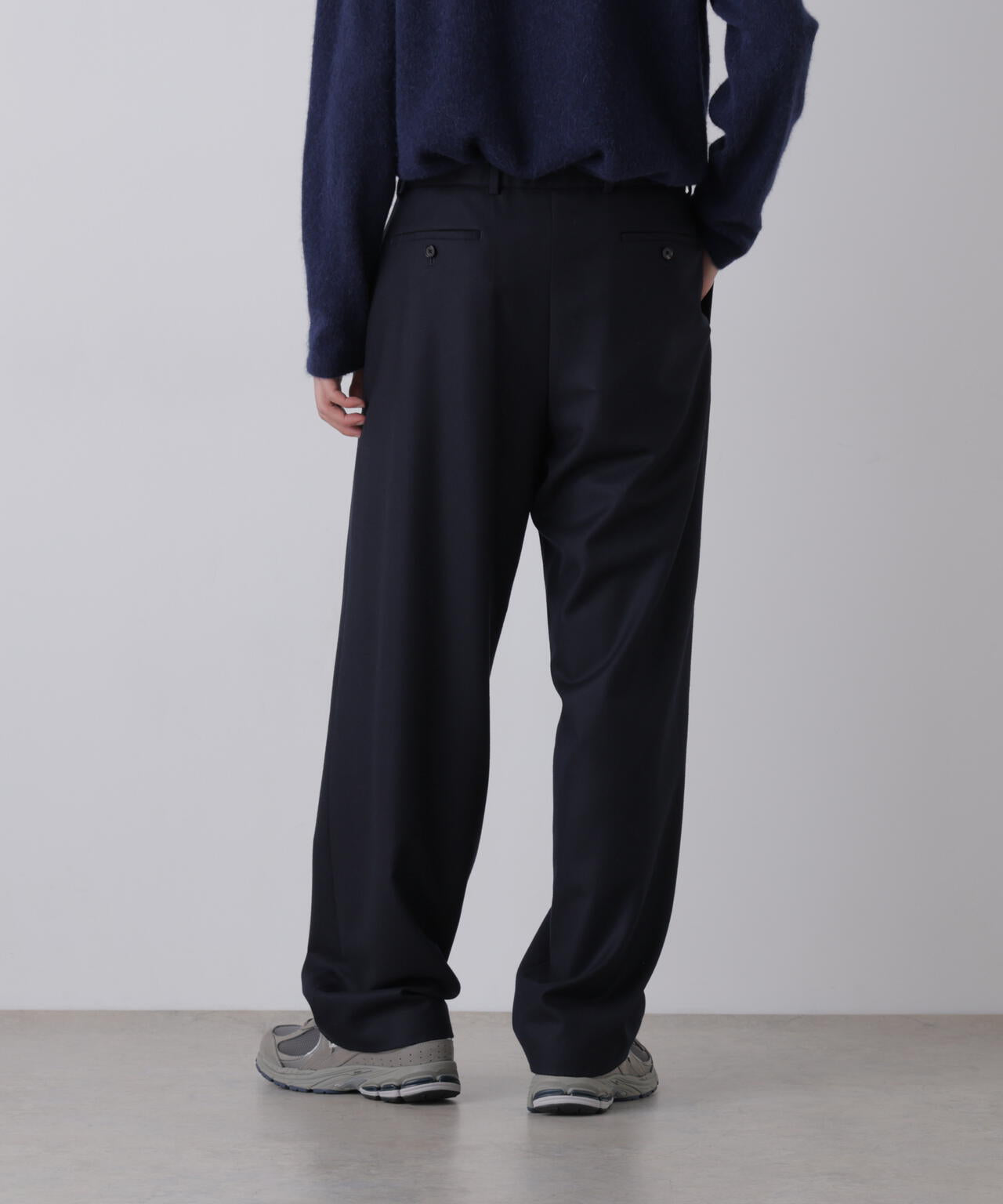 181cm C:84 W:70 H:91 着用サイズ:4