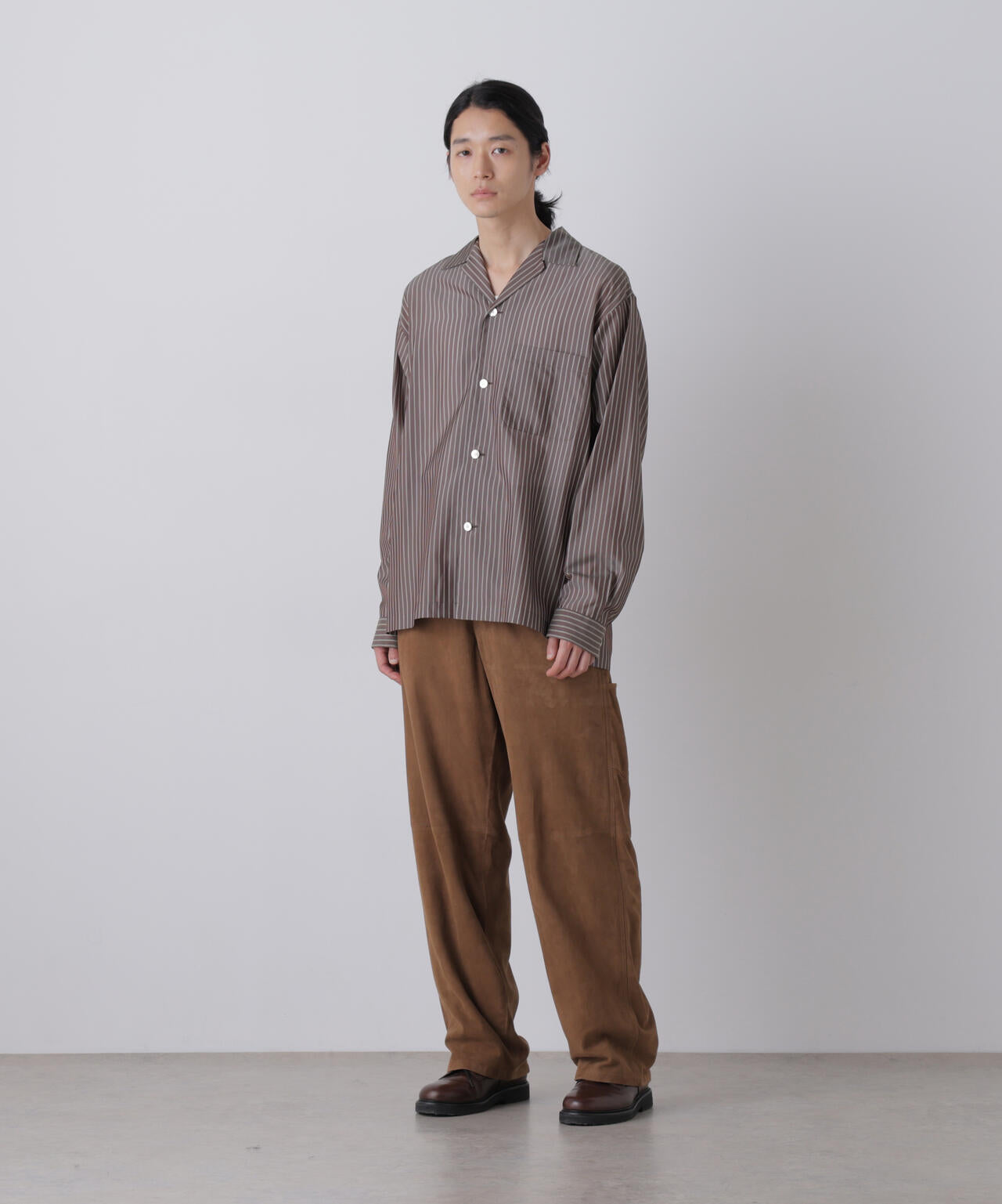181cm C:84 W:70 H:91 着用サイズ:4