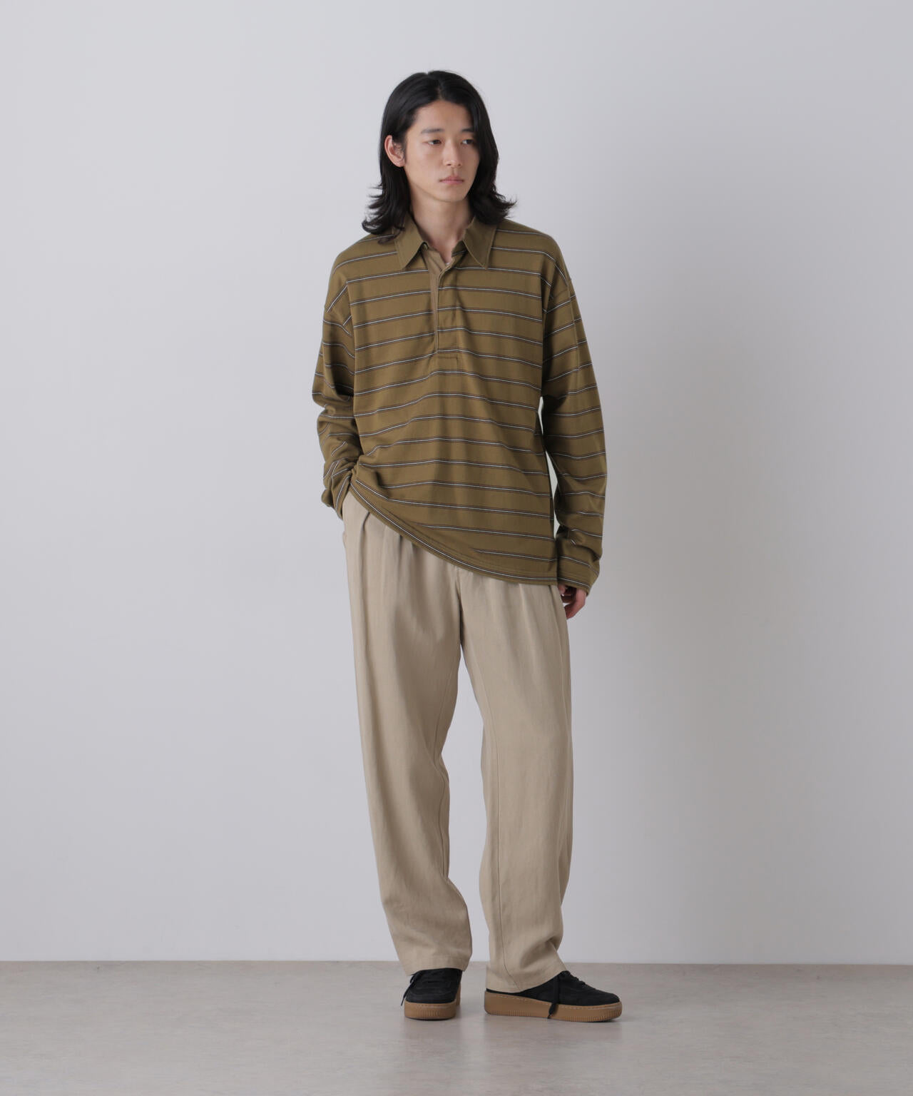181cm C:84 W:70 H:91 着用サイズ:4