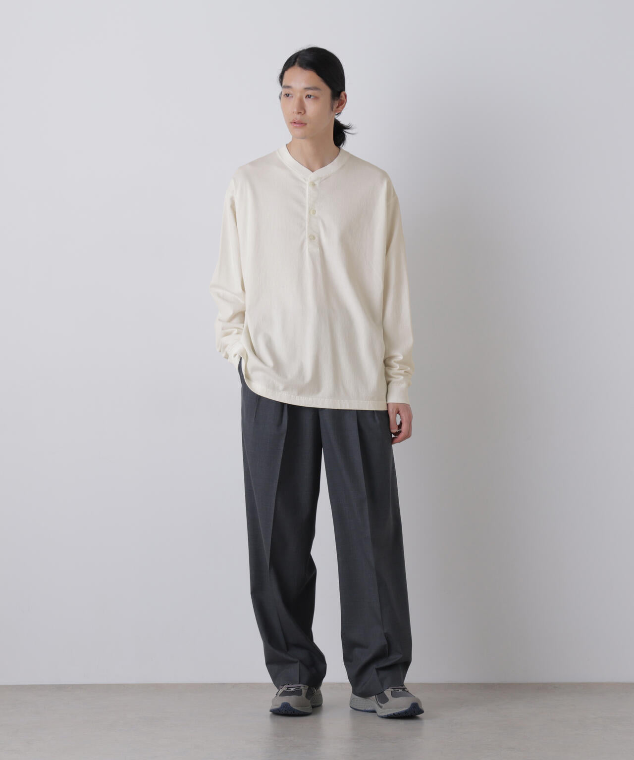 181cm C:84 W:70 H:91 着用サイズ:4