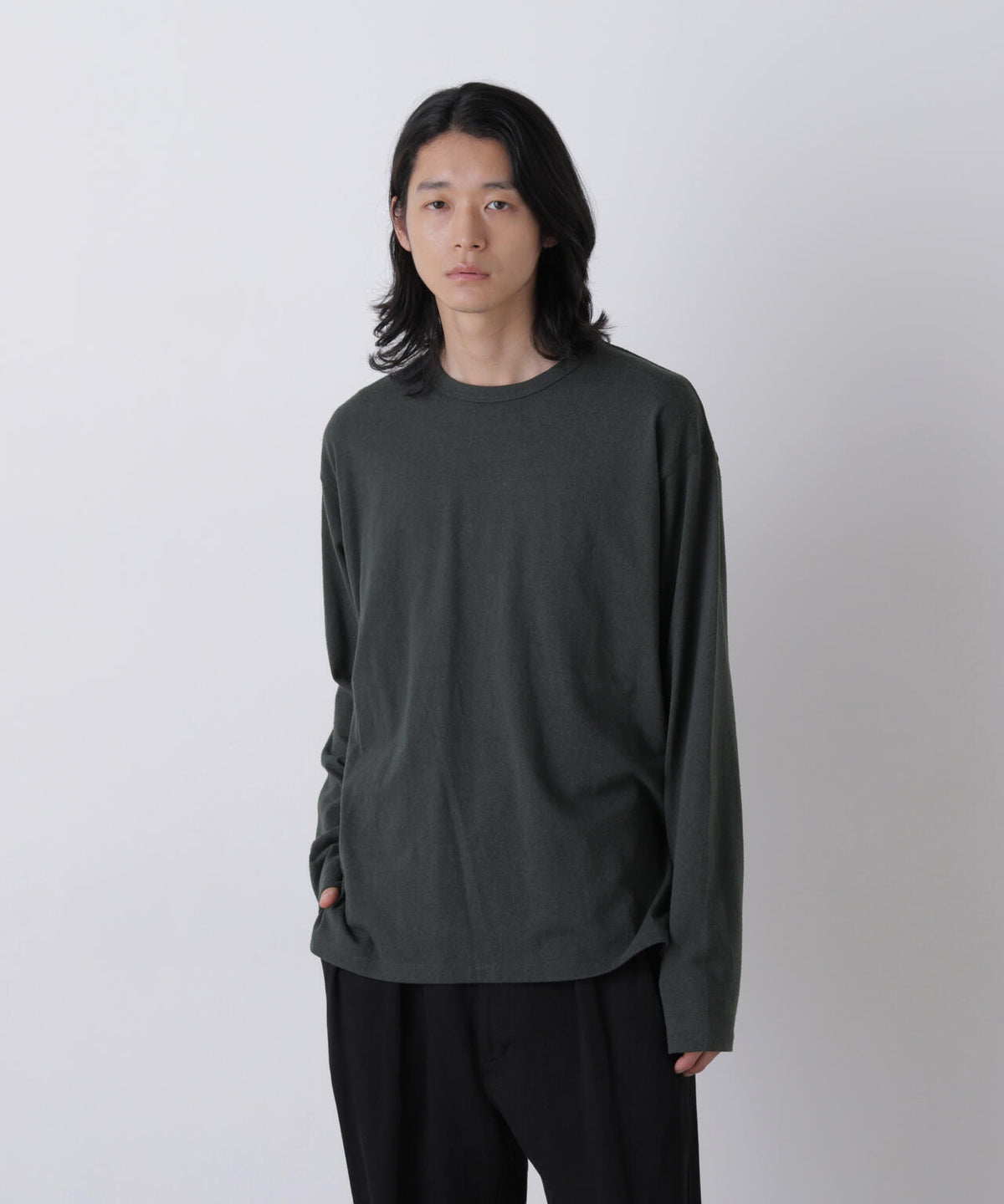 181cm C:84 W:70 H:91 着用サイズ:4