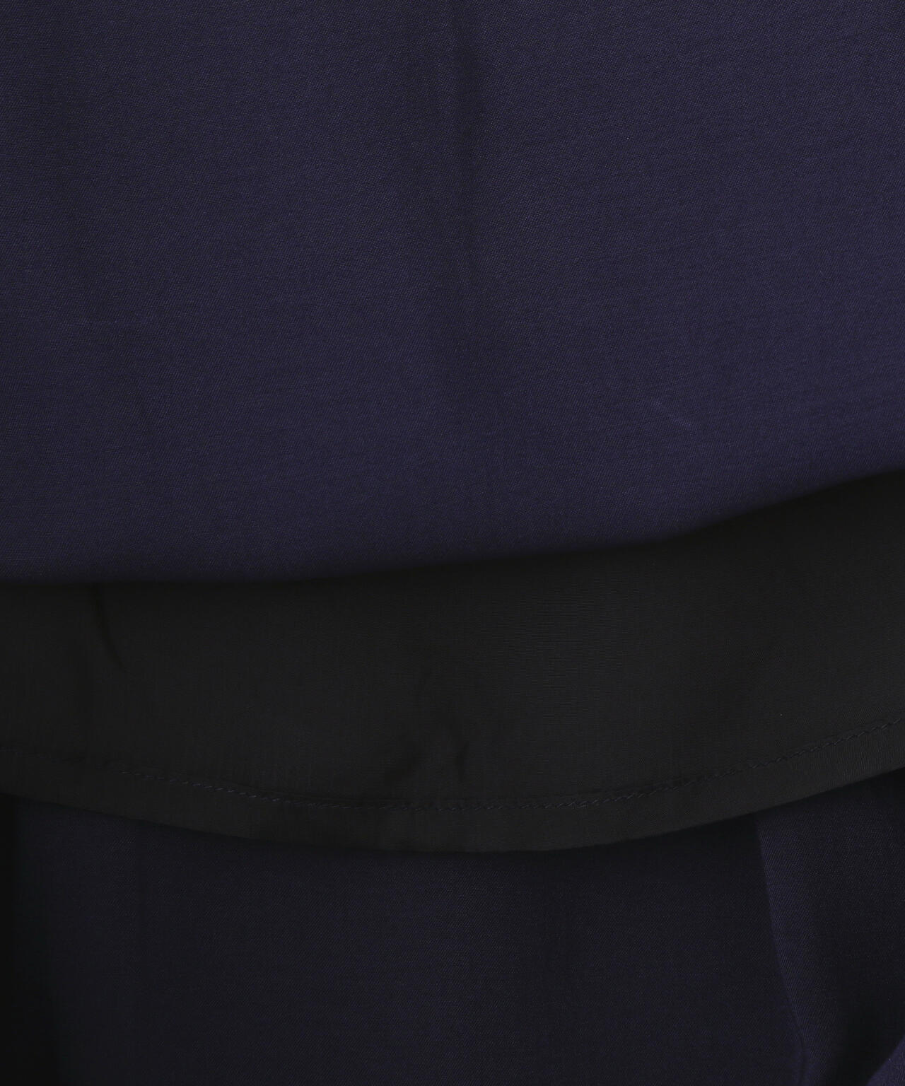 THE LIBRARY / SATIN SKIRT