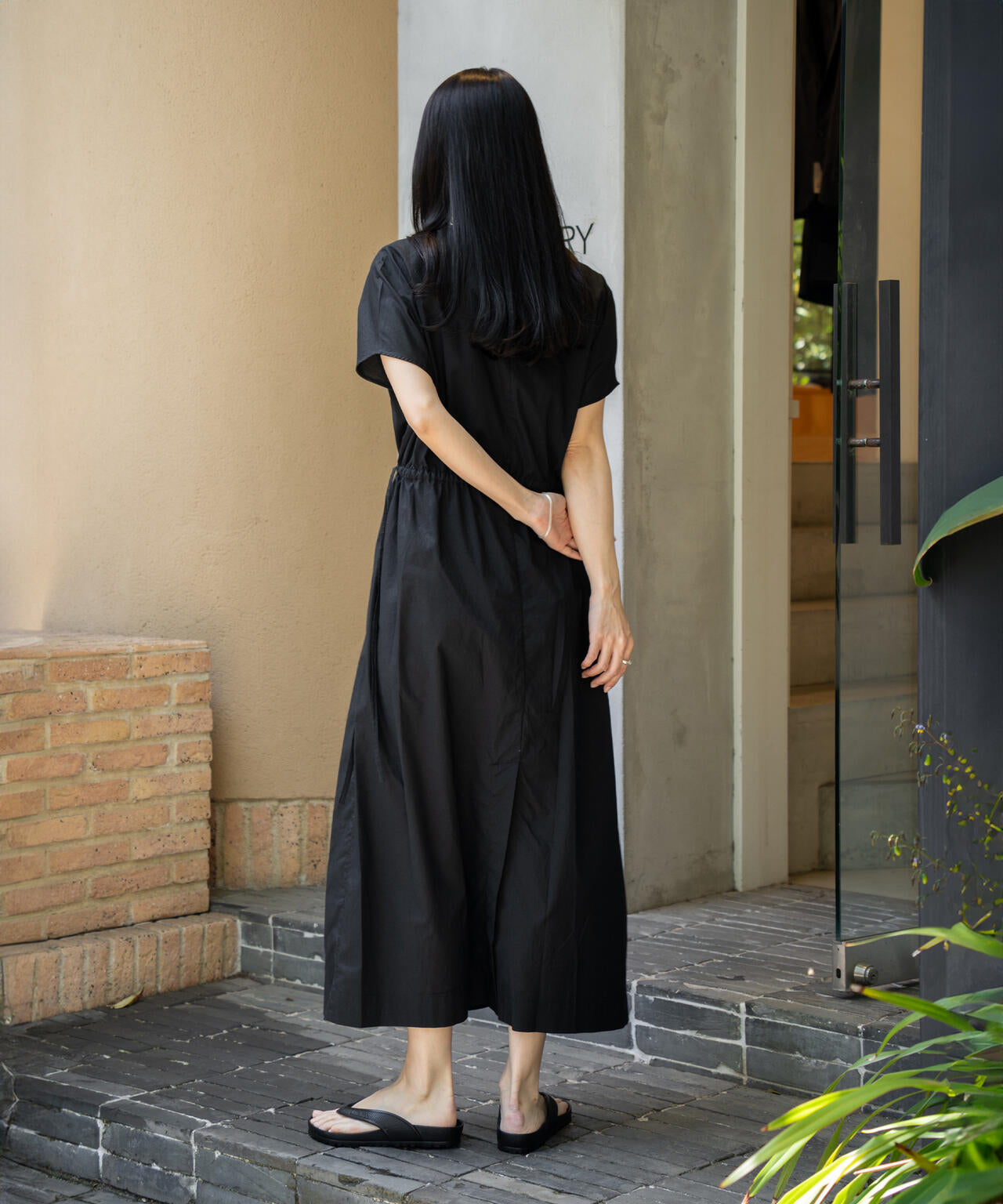 THE LIBRARY / COTTON LAWN GATHER ONE PIECE