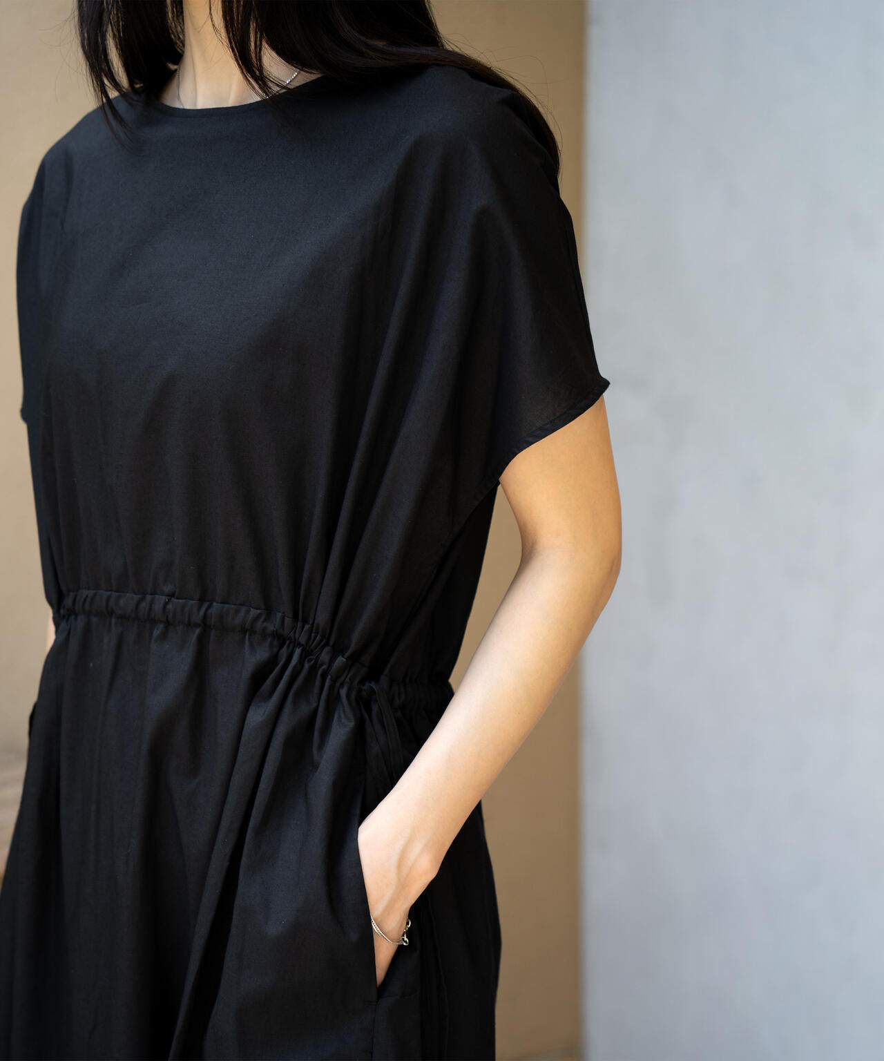 THE LIBRARY / COTTON LAWN GATHER ONE PIECE