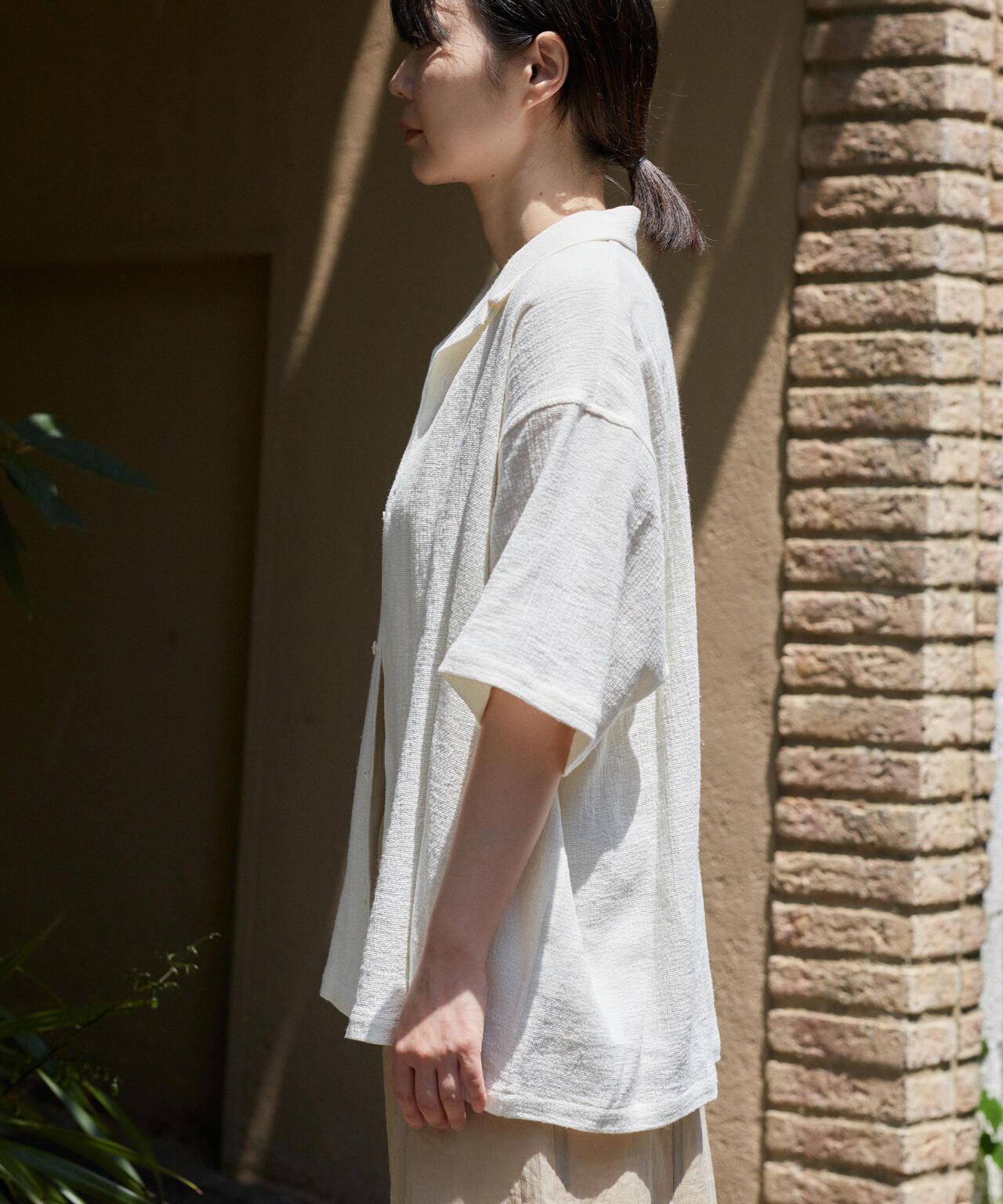 THE LIBRARY / LINEN COTTON OPEN COLLAR SHIRT