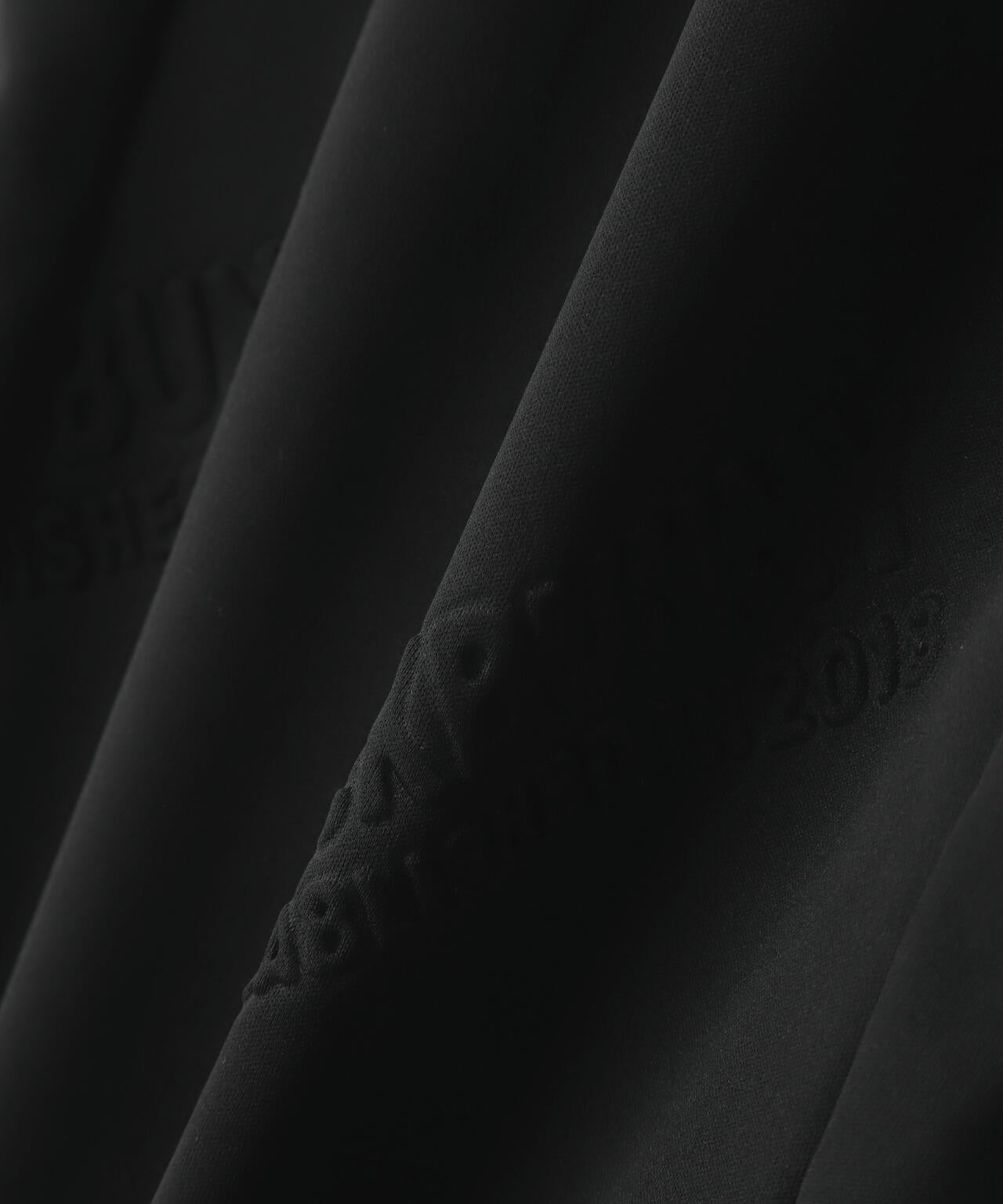 ラミネートスムース 裏地付きロングパンツ