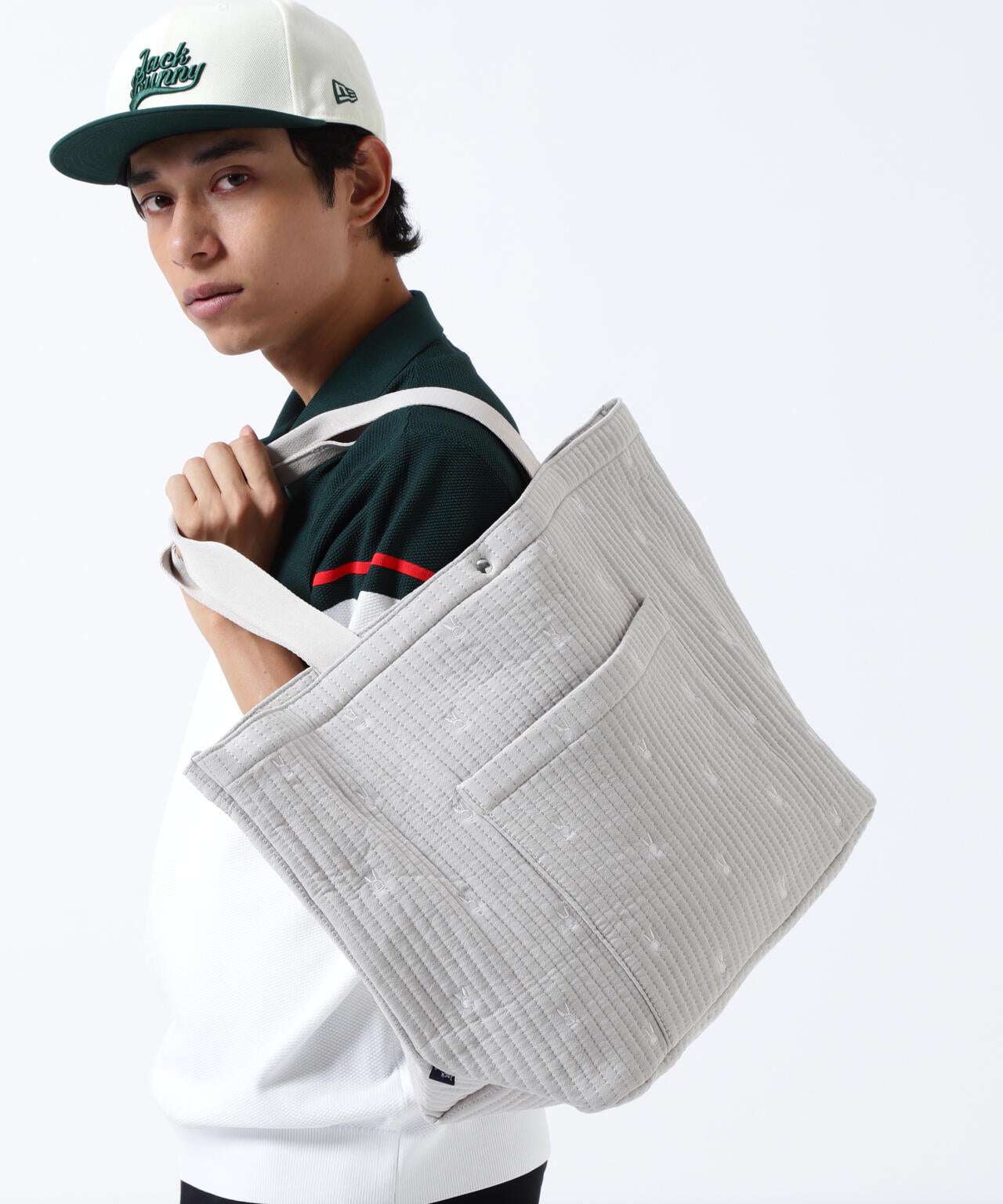 うさぎ総柄 刺繍トート (UNISEX)