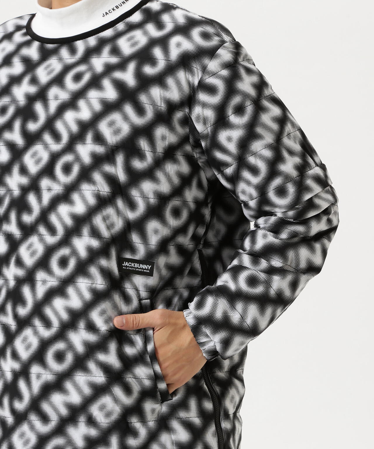 ストレッチタフタ中綿スニードジャック