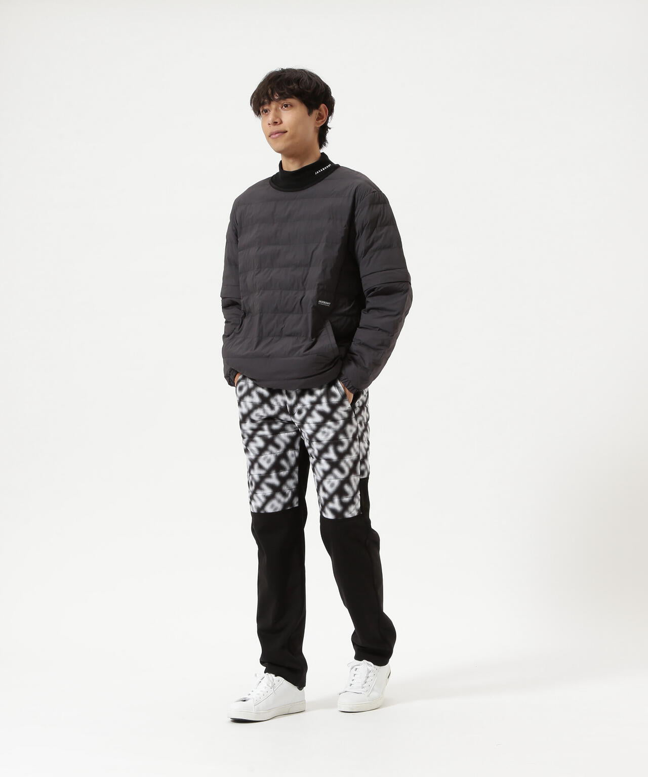 PEスムースラミネート中綿ロングパンツ