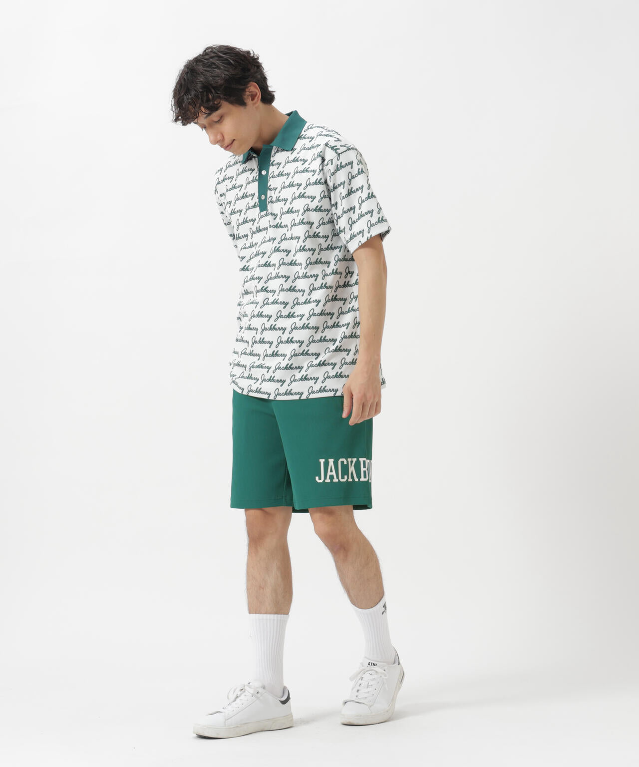 182cm C:84 W:71 H:89 着用サイズ:5