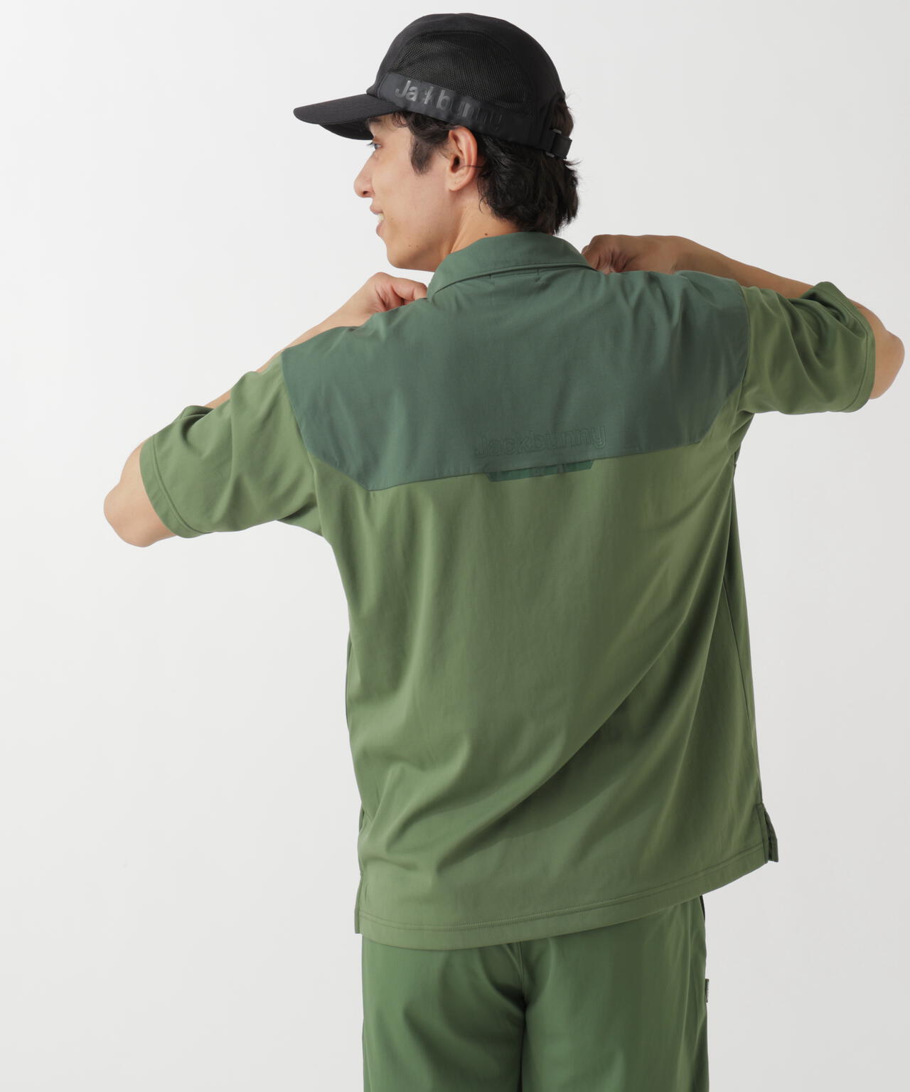 182cm C:84 W:71 H:89 着用サイズ:5