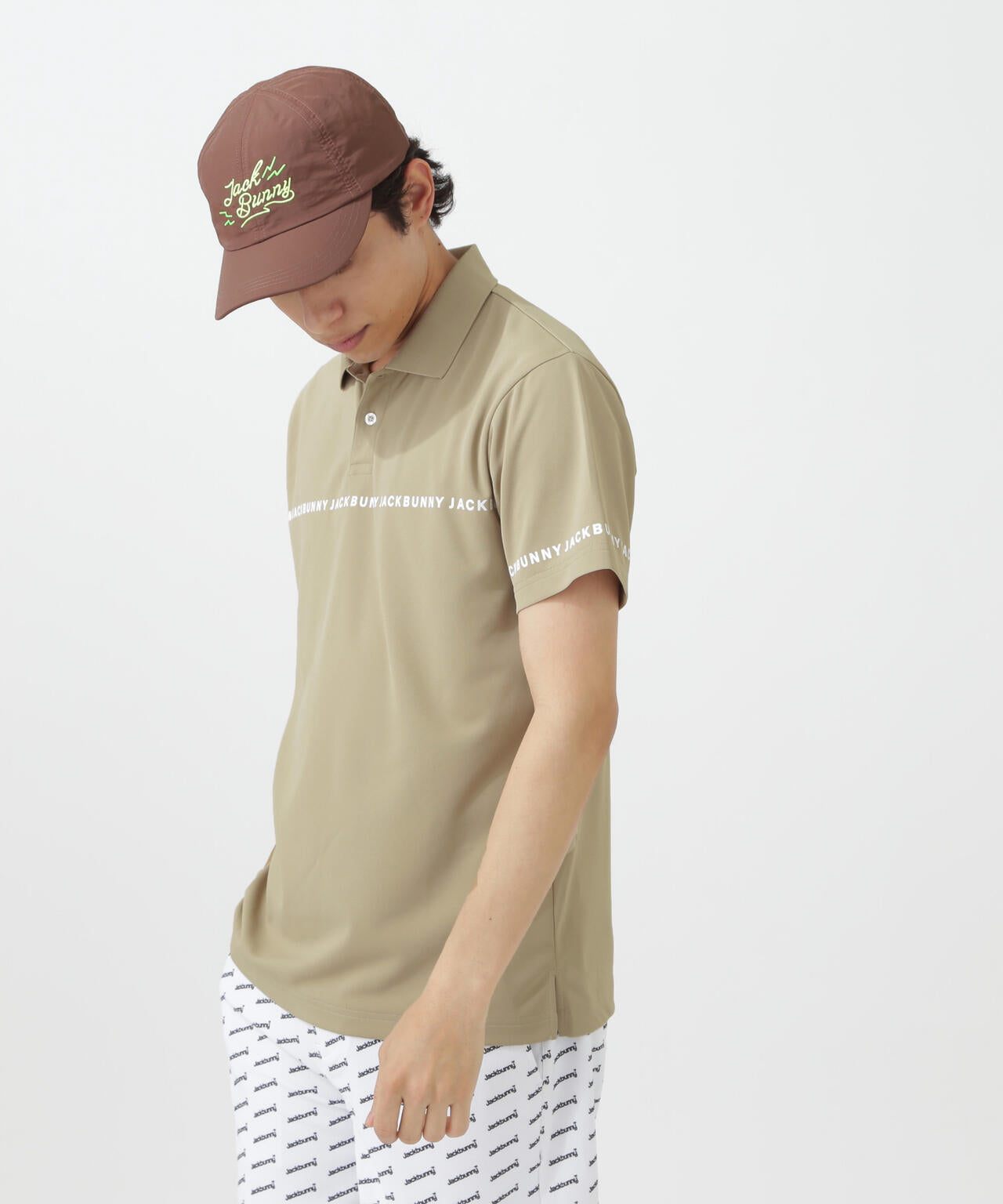 182cm C:84 W:71 H:89 着用サイズ:5