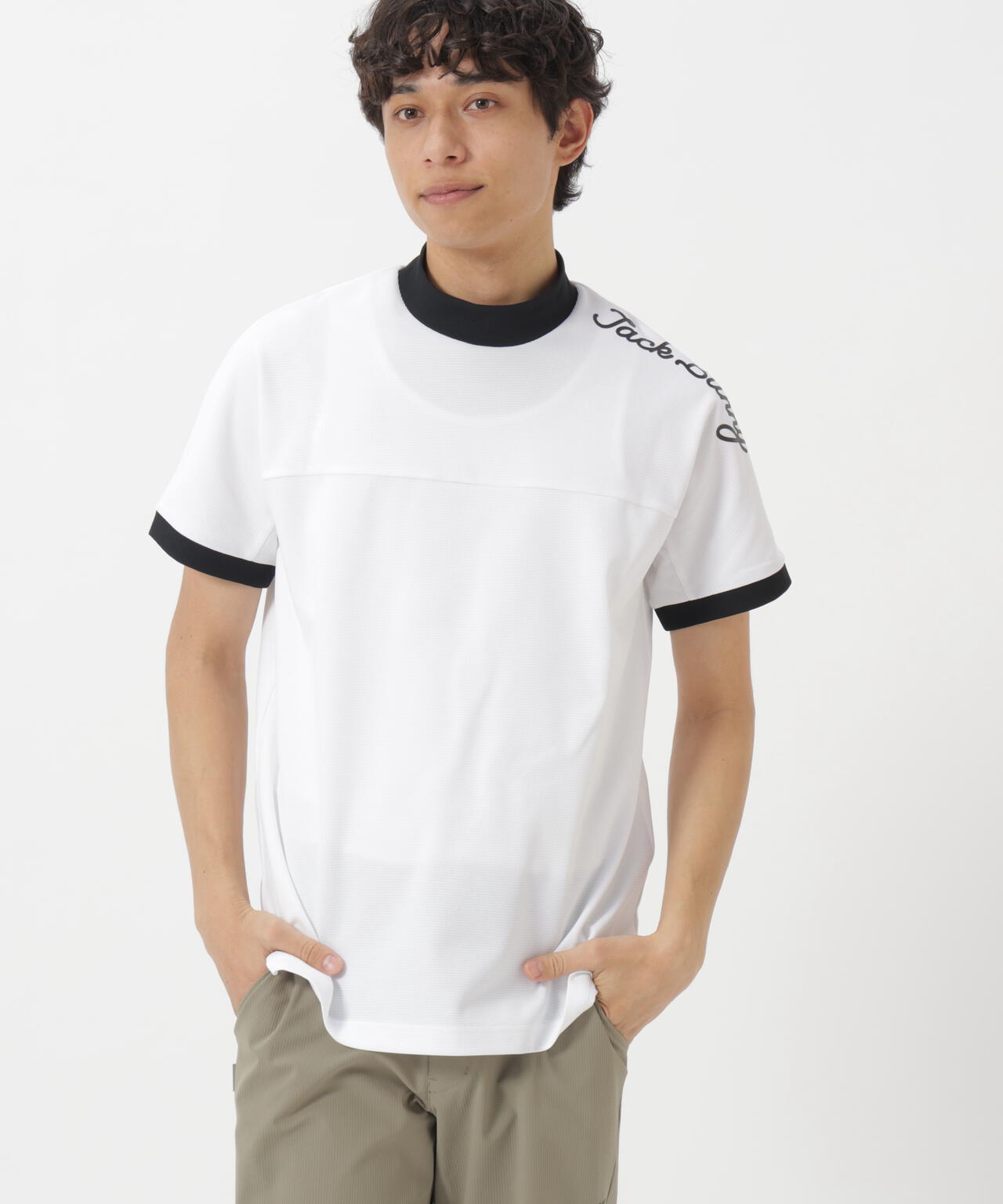 182cm C:84 W:71 H:89 着用サイズ:5
