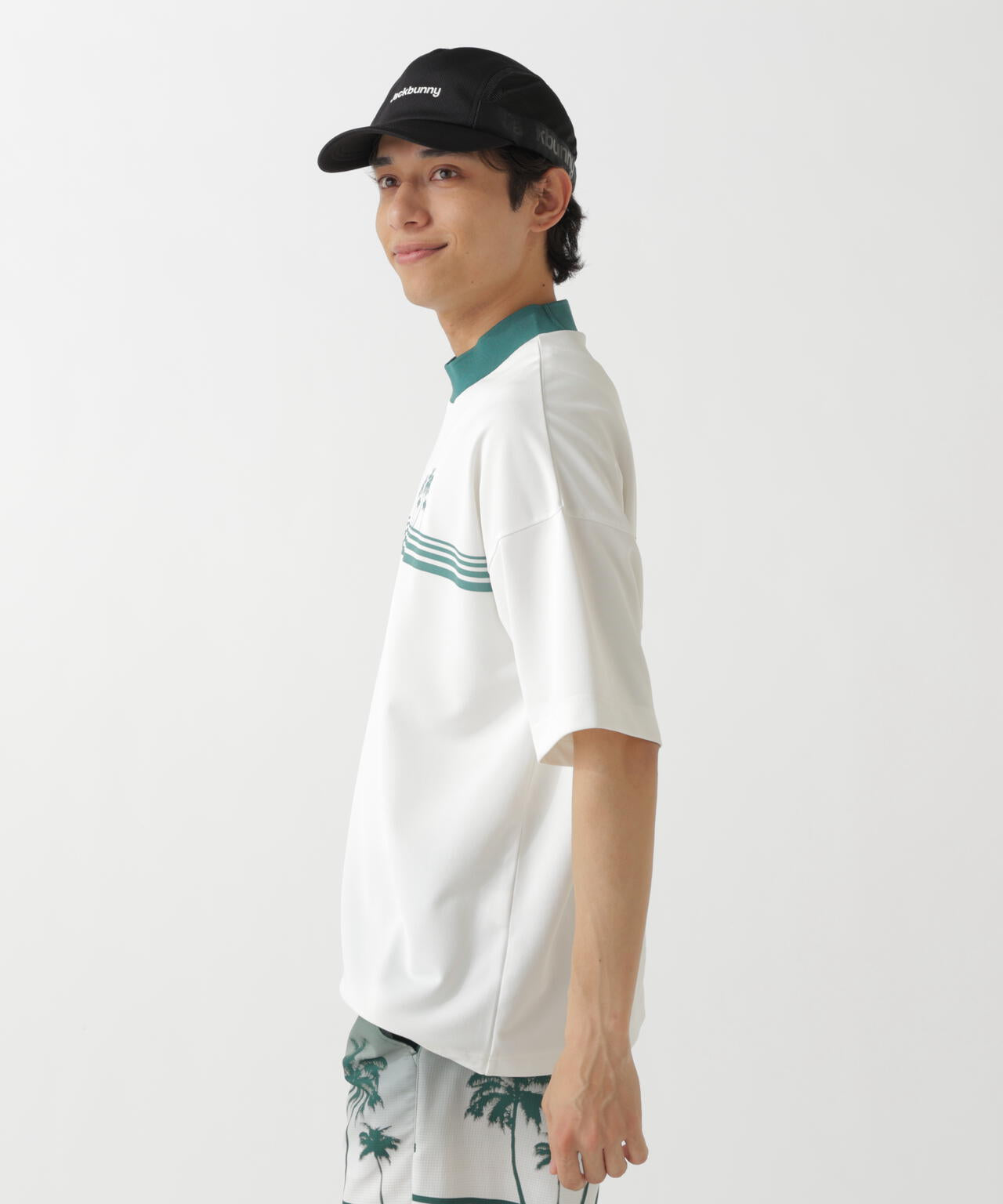 182cm C:84 W:71 H:89 着用サイズ:5