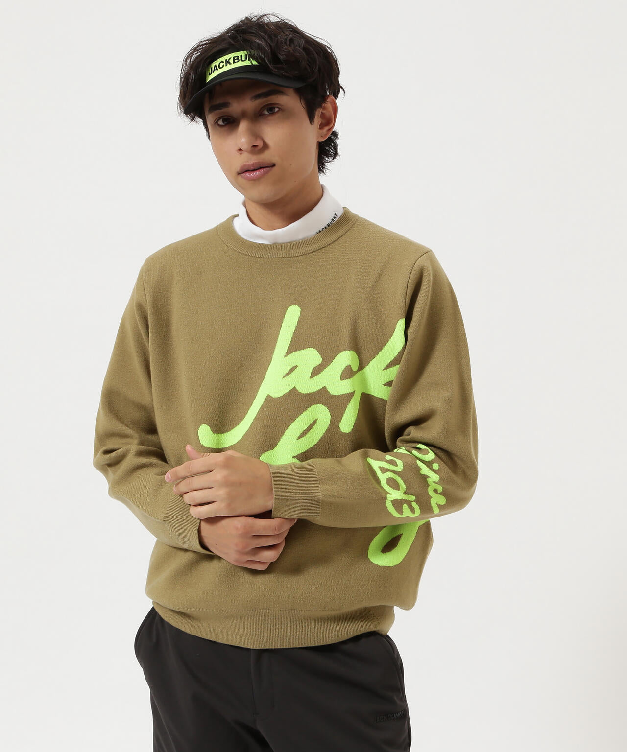 防風裏地付きクルーネックニットプルオーバー