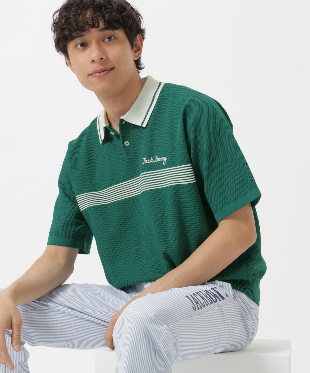 182cm C:84 W:71 H:89 着用サイズ:5