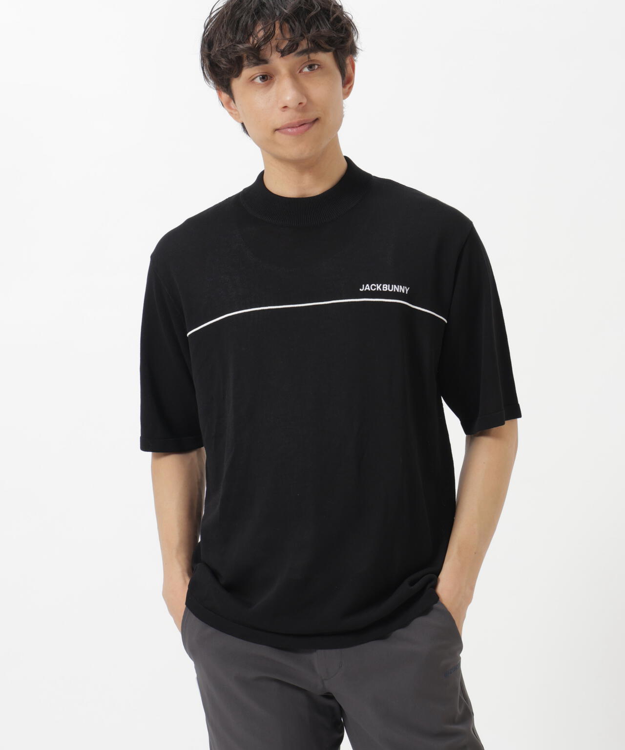 182cm C:84 W:71 H:89 着用サイズ:5