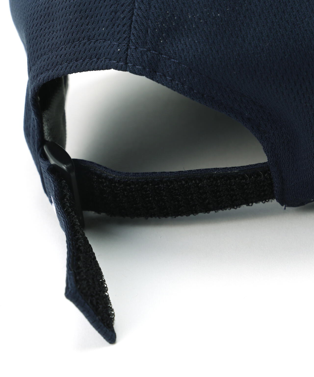 M型キャップ (UNISEX)