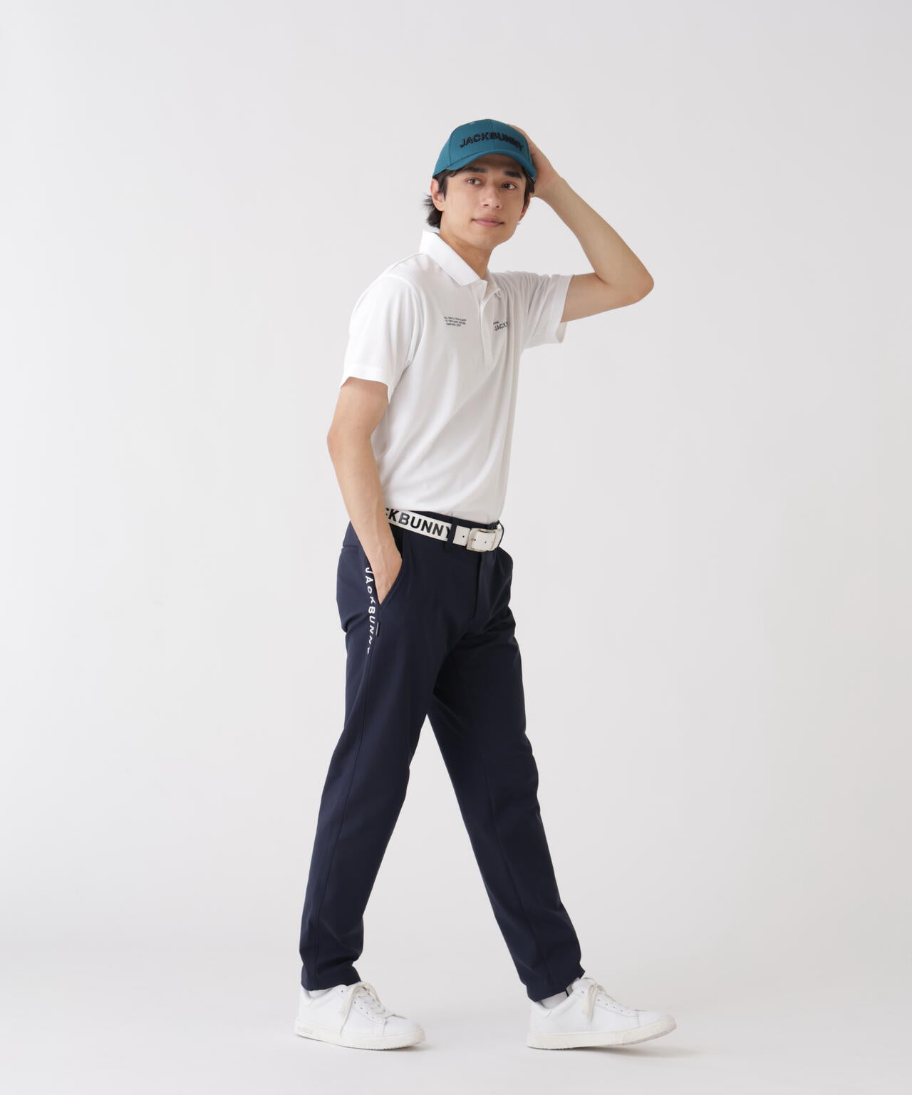 182cm C:84 W:71 H:89 着用サイズ:5