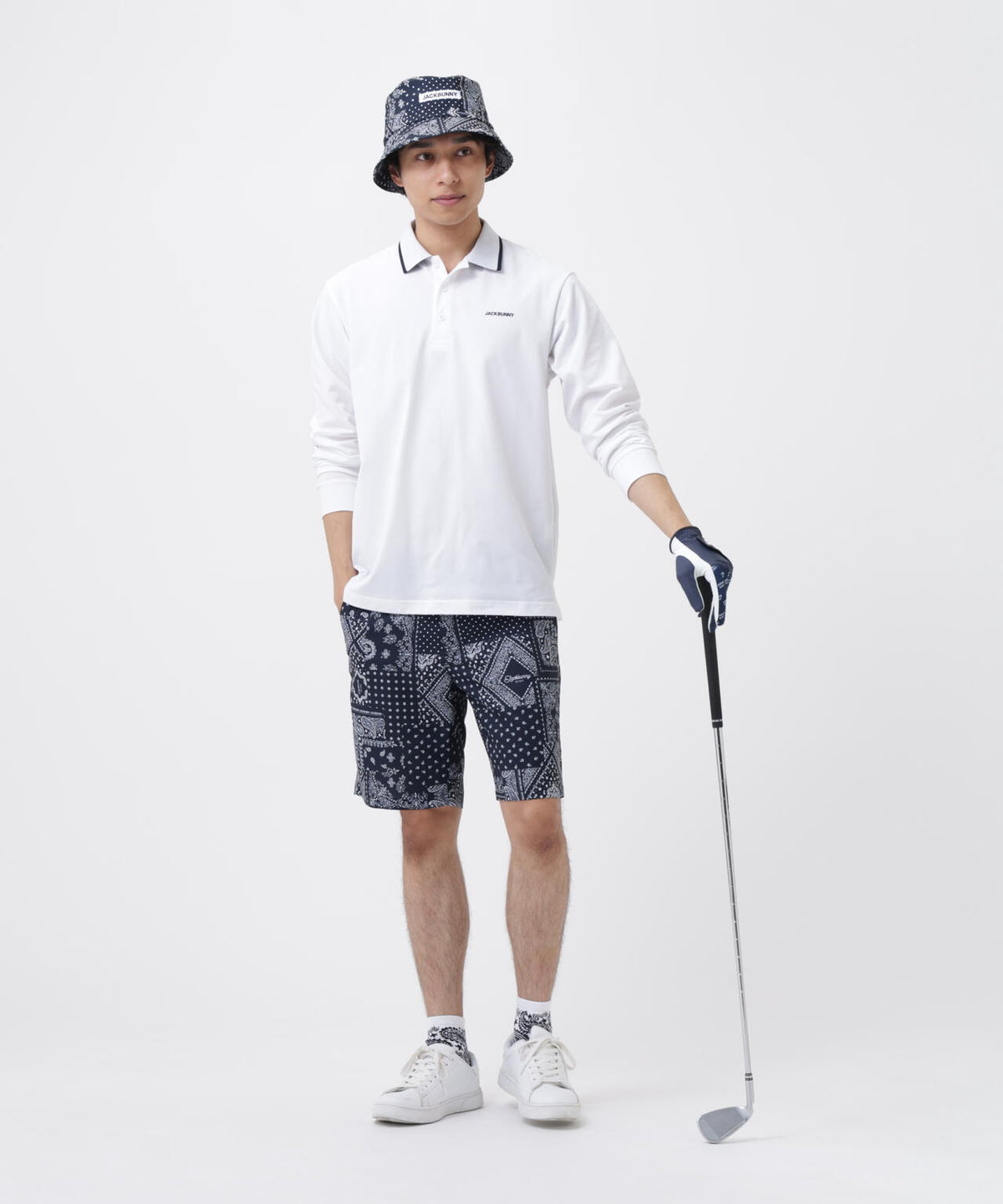 182cm C:84 W:71 H:89 着用サイズ:5