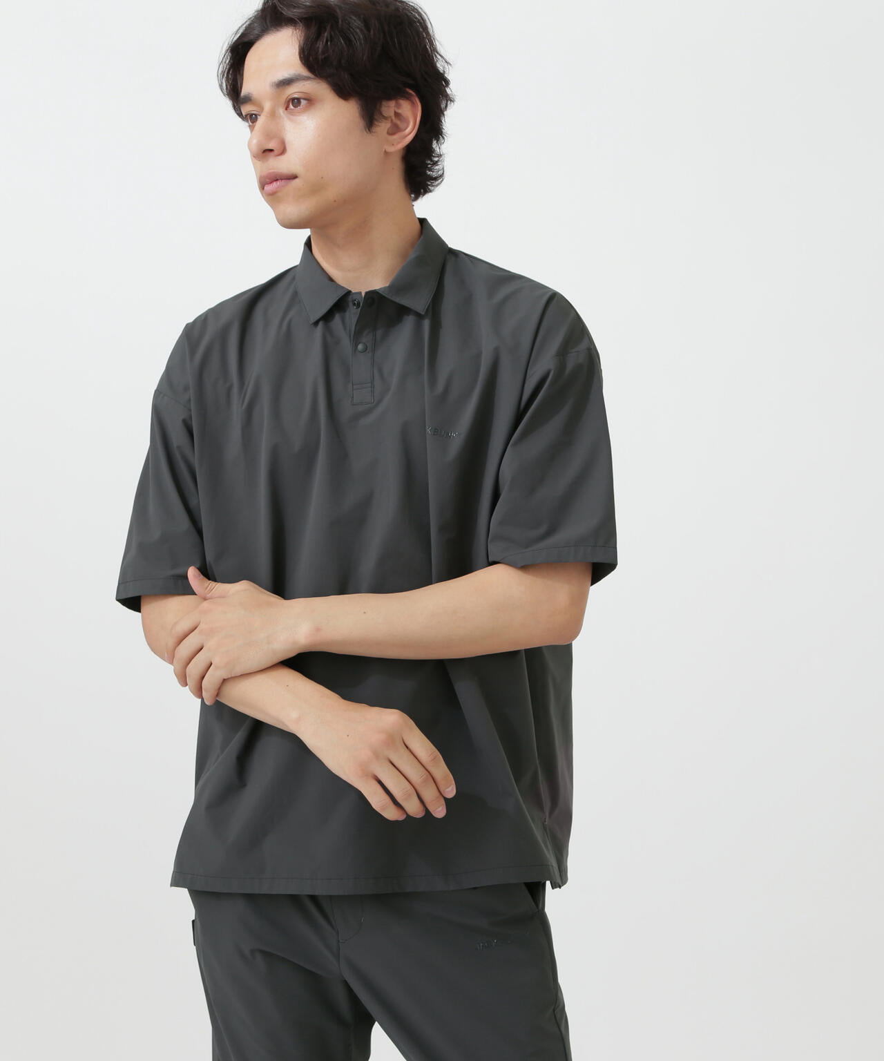 182cm C:84 W:71 H:89 着用サイズ:5