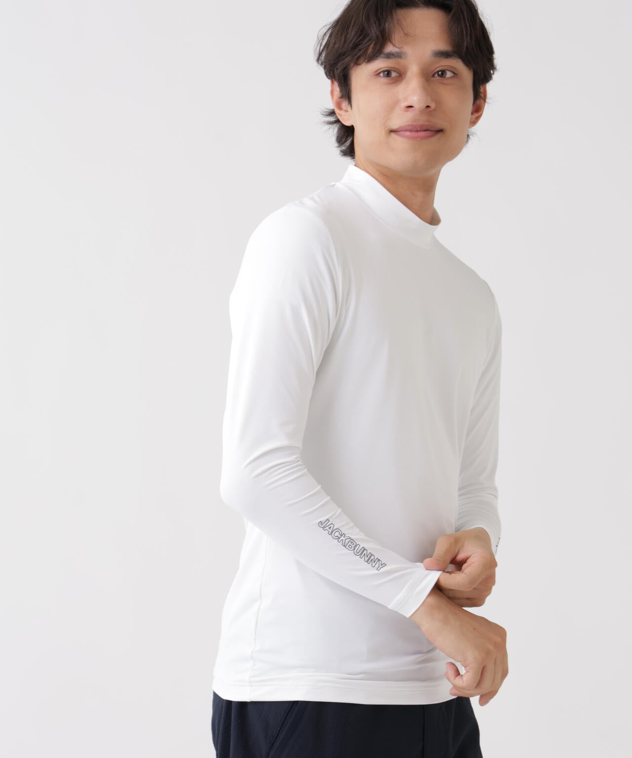 182cm C:84 W:71 H:89 着用サイズ:5