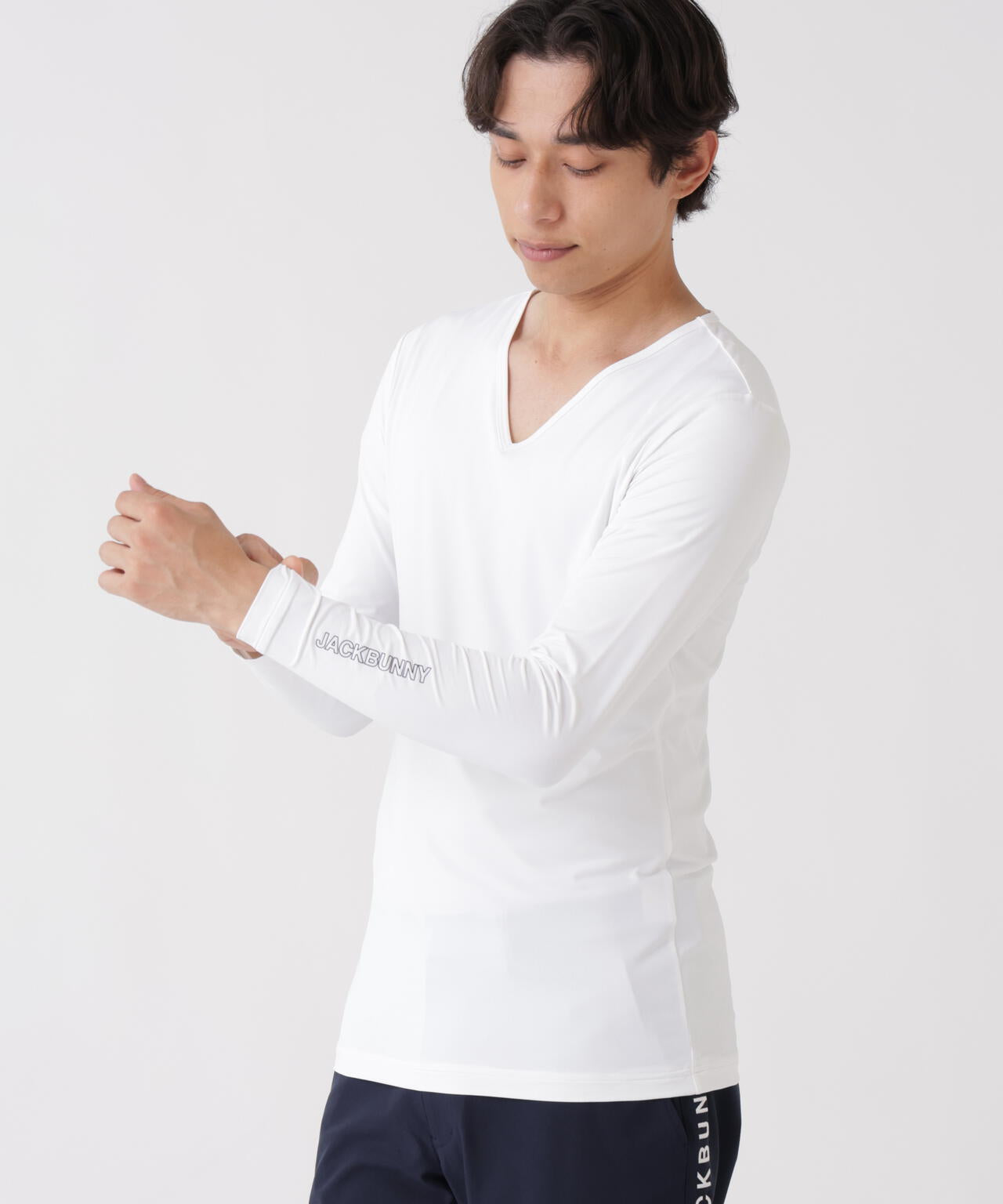 182cm C:84 W:71 H:89 着用サイズ:5