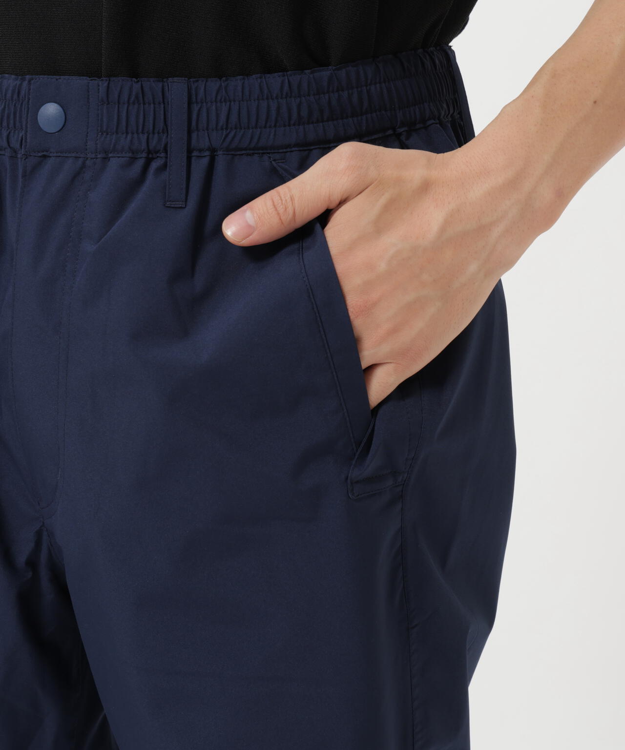 182cm C:84 W:71 H:89 着用サイズ:5