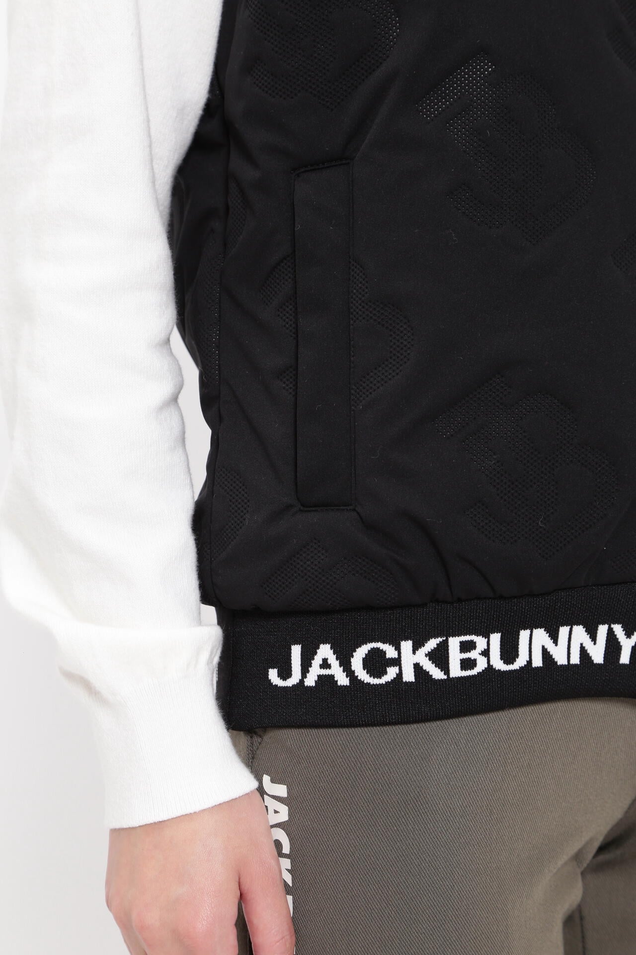 8ac220b4-7314-5ab6-88c4-9c1fd27e0f01_Image