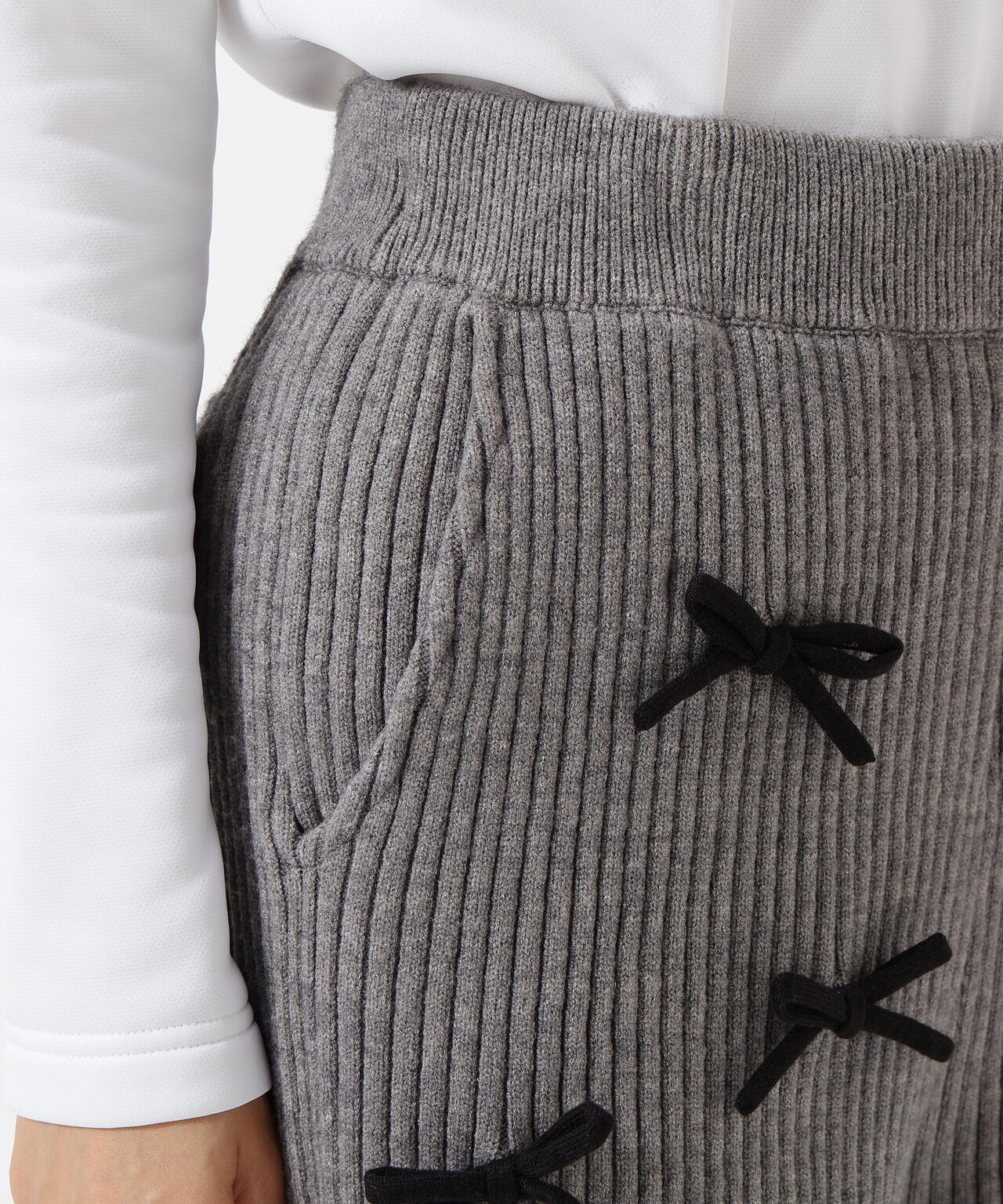 7G2PLY袋編み リボン付きニットショートパンツ