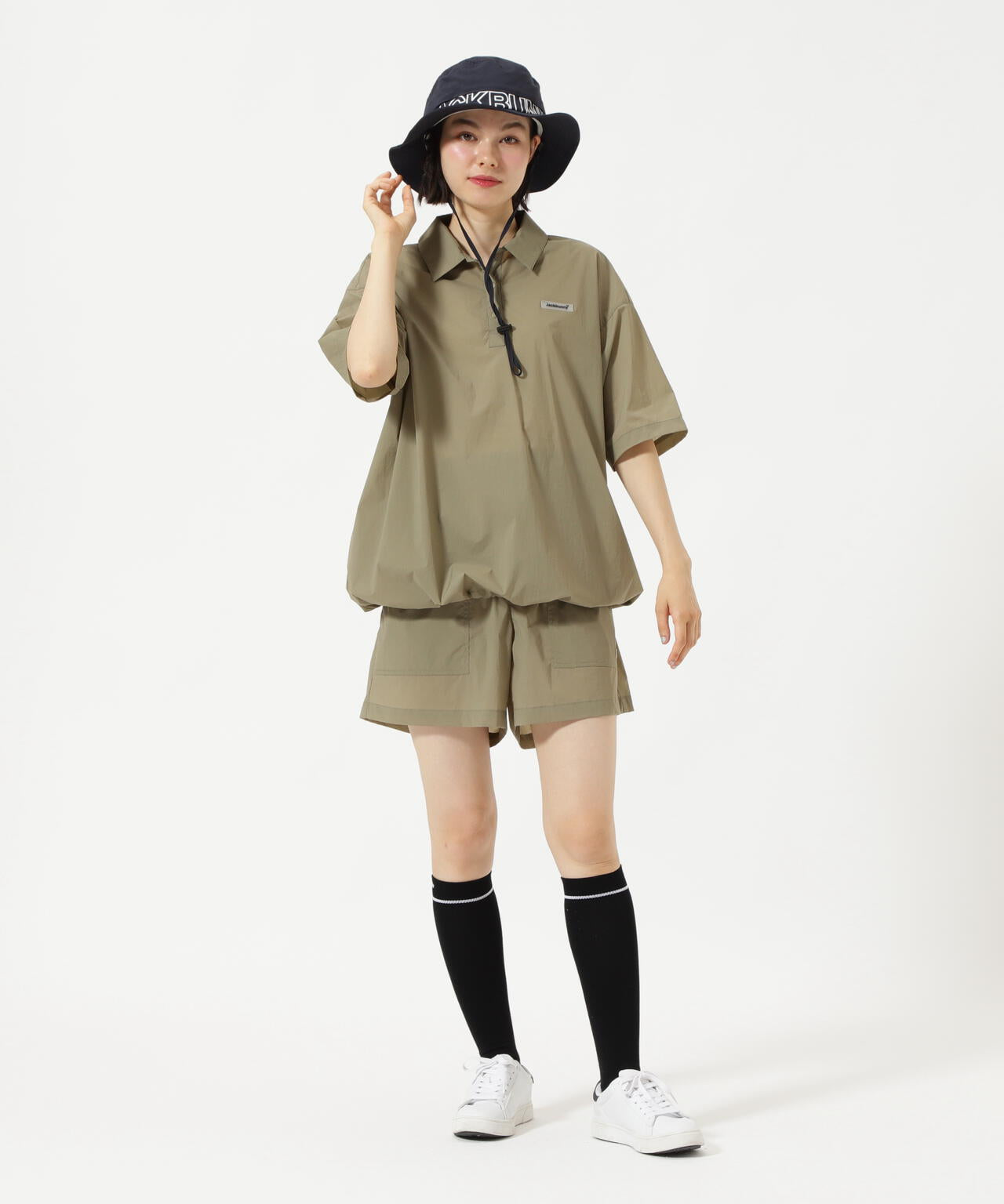 ナイロンタフタ ショートパンツ