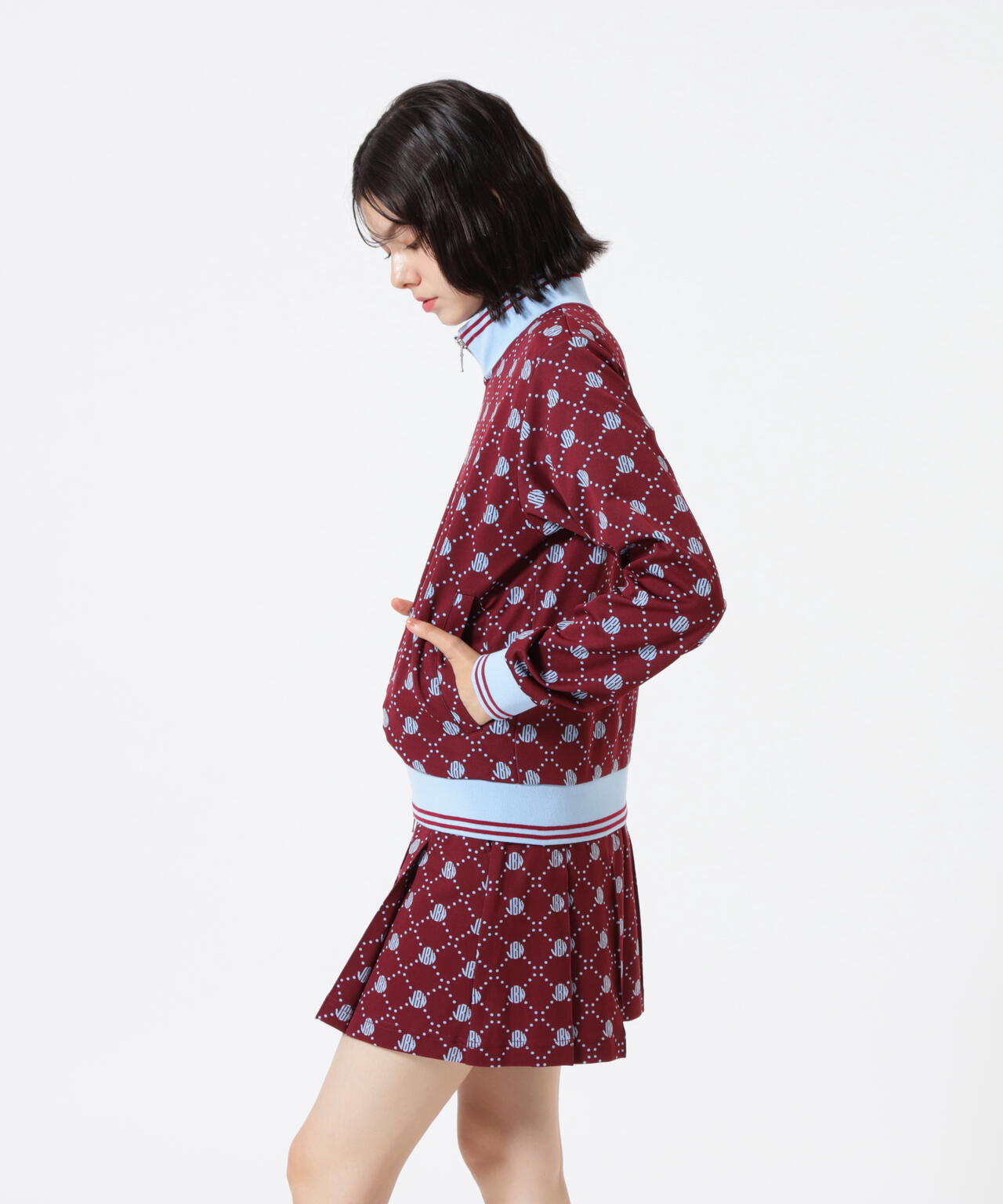 ロゴ モノグラムジャガードブルゾン